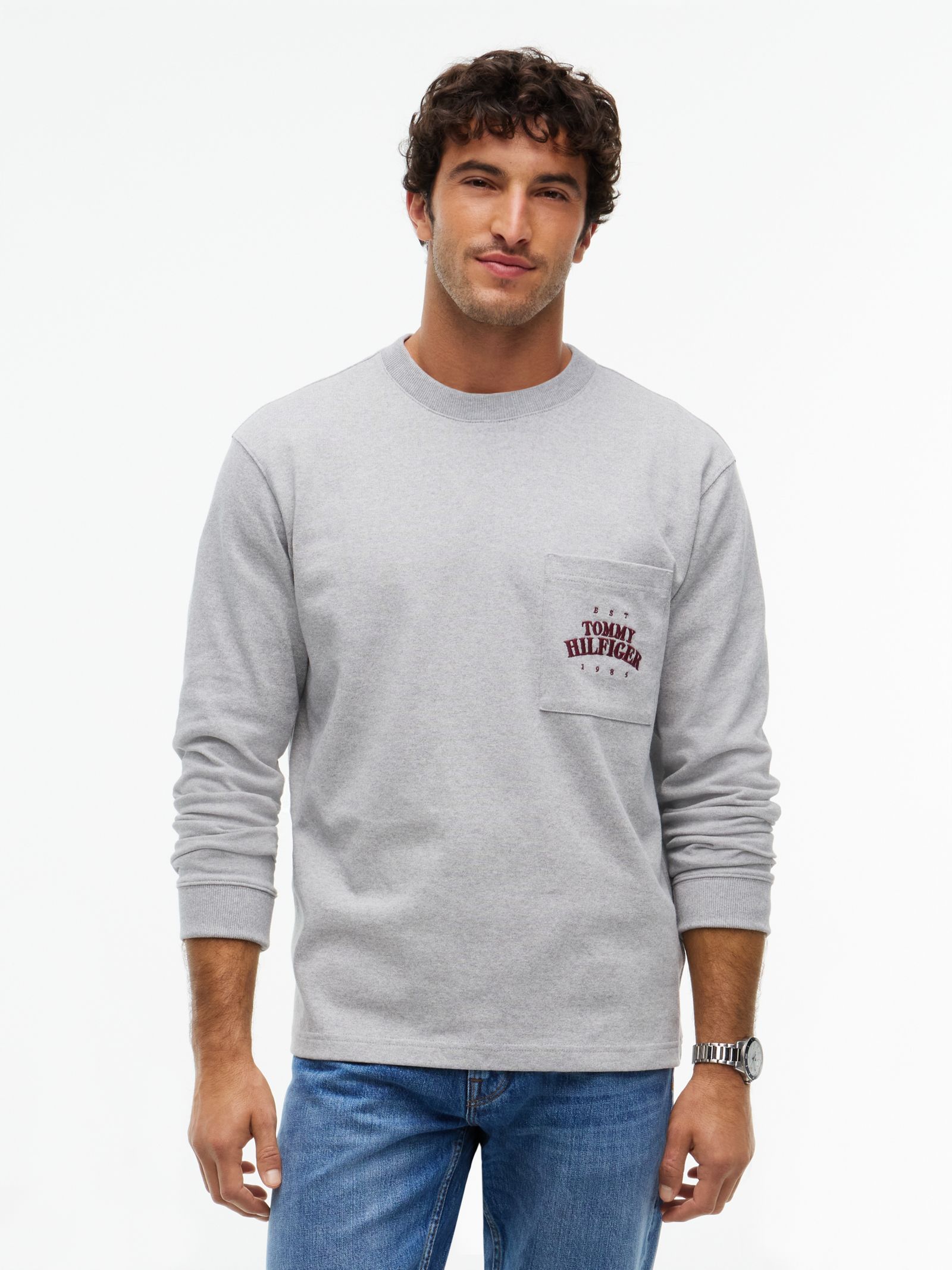 Tommy Hilfiger relaxed fit longsleeve t-shirt met borstzak en varsity logo