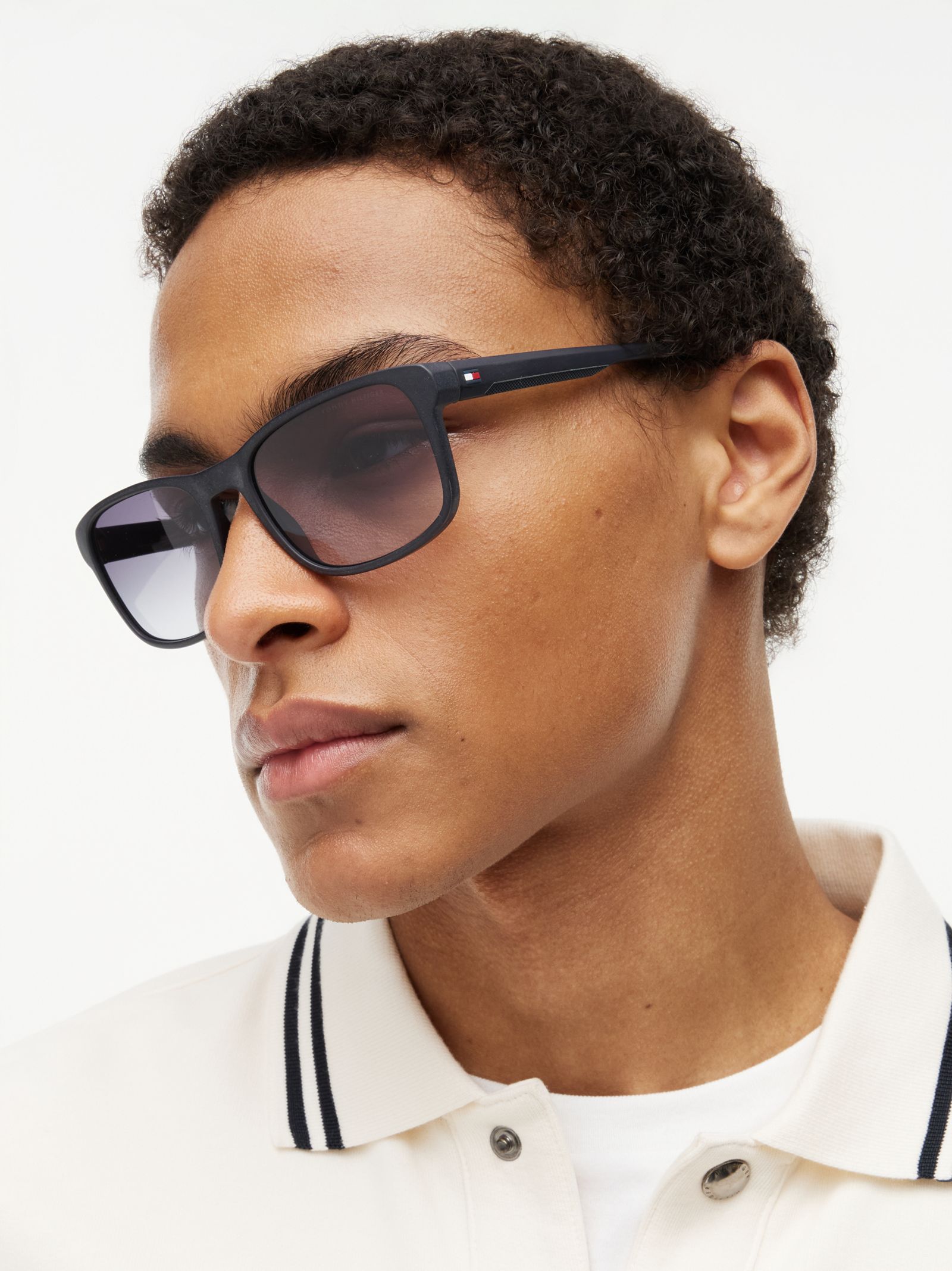 Tommy Hilfiger Zonnebril met rechthoekige glazen en vlag in zwart