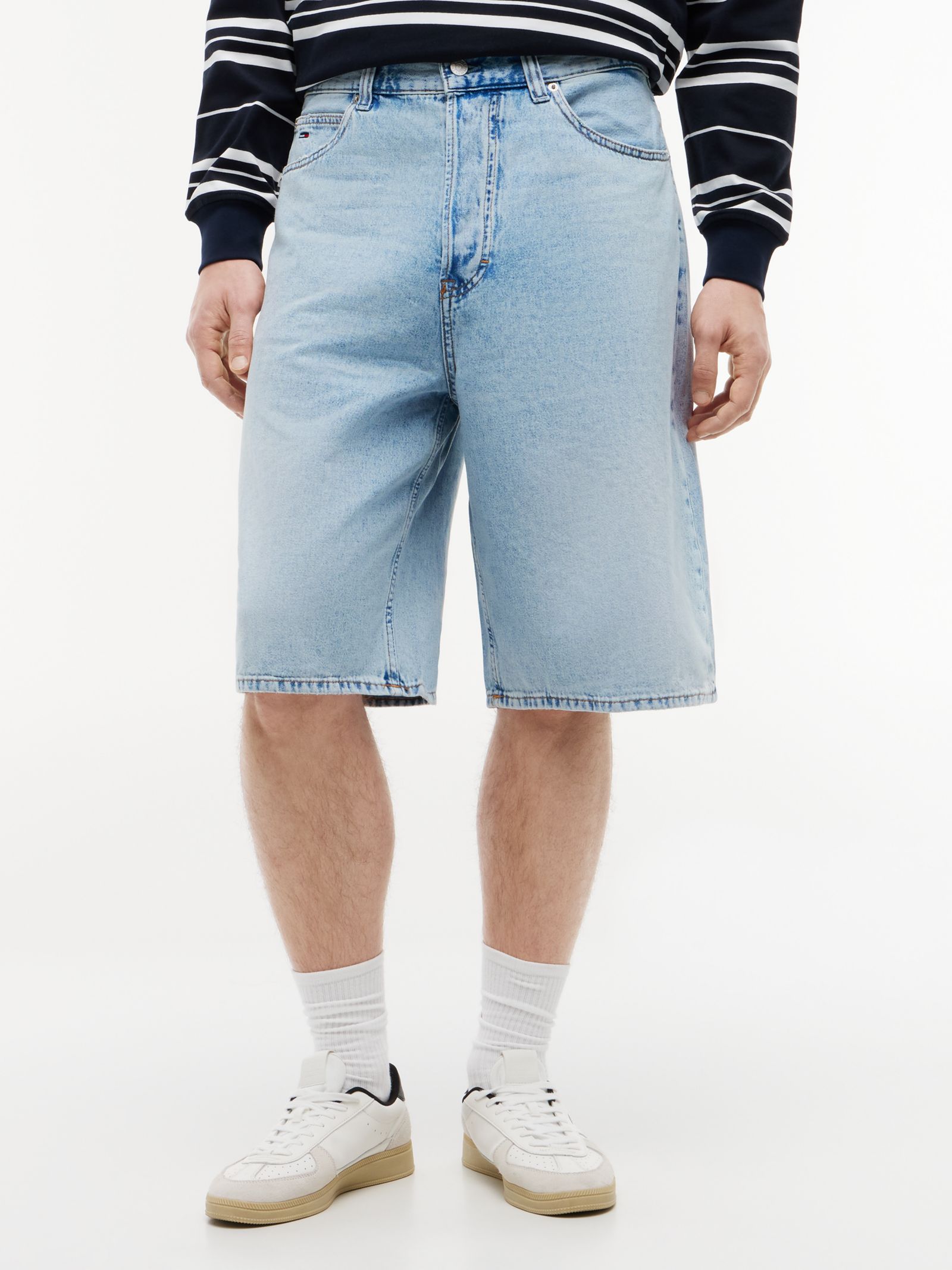 Tommy Jeans Theo Faded Loose denim short