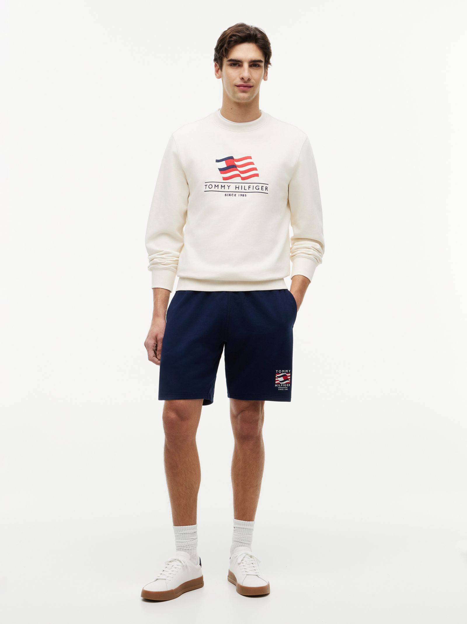 Tommy Hilfiger Terry Sweatshort met geborduurd logo in marine