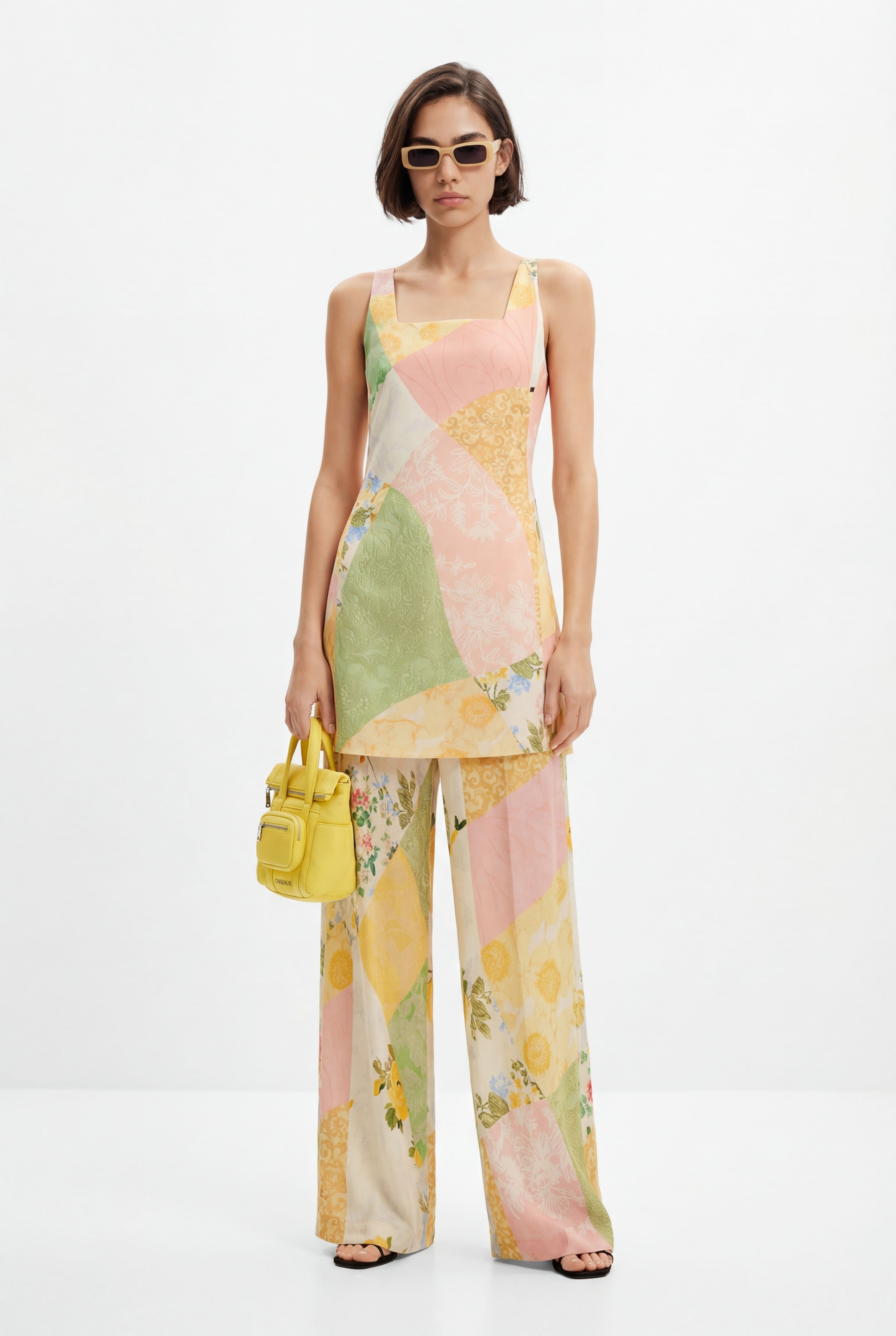 Desigual Korte bloemenjurk voor dames in multicolor