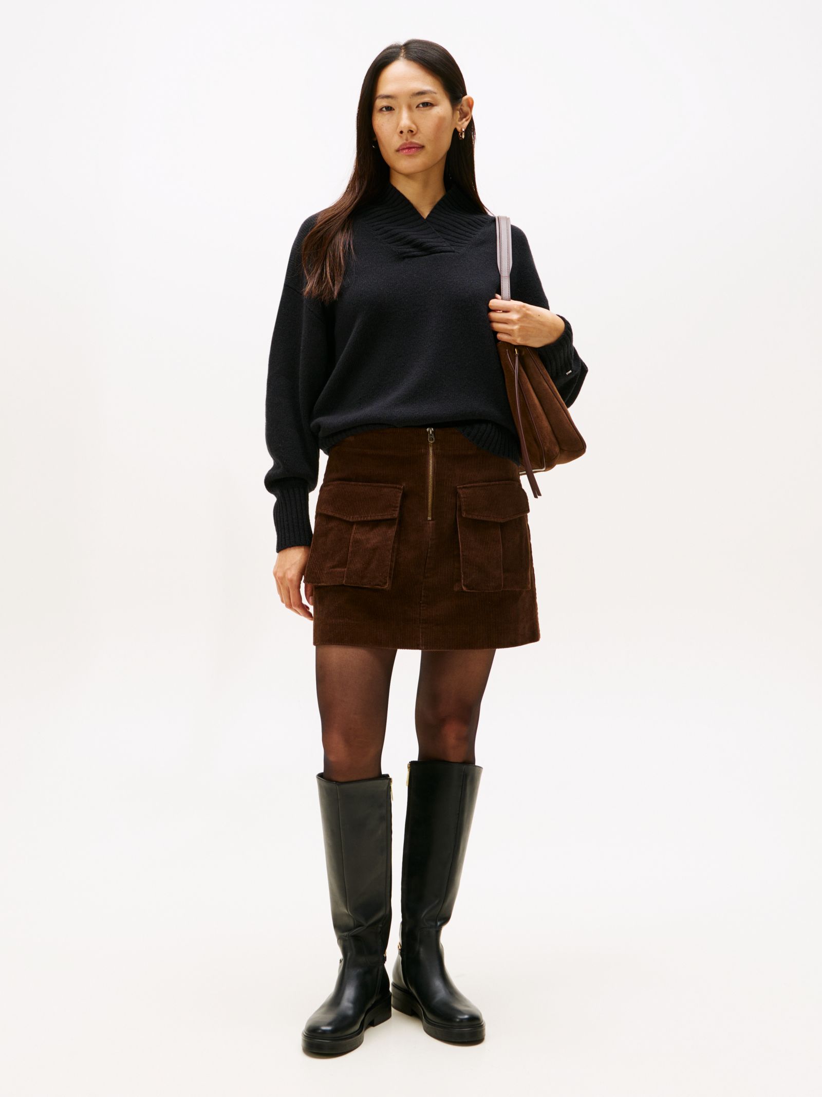 Tommy Hilfiger Corduroy minirok met cargozakken in bruin