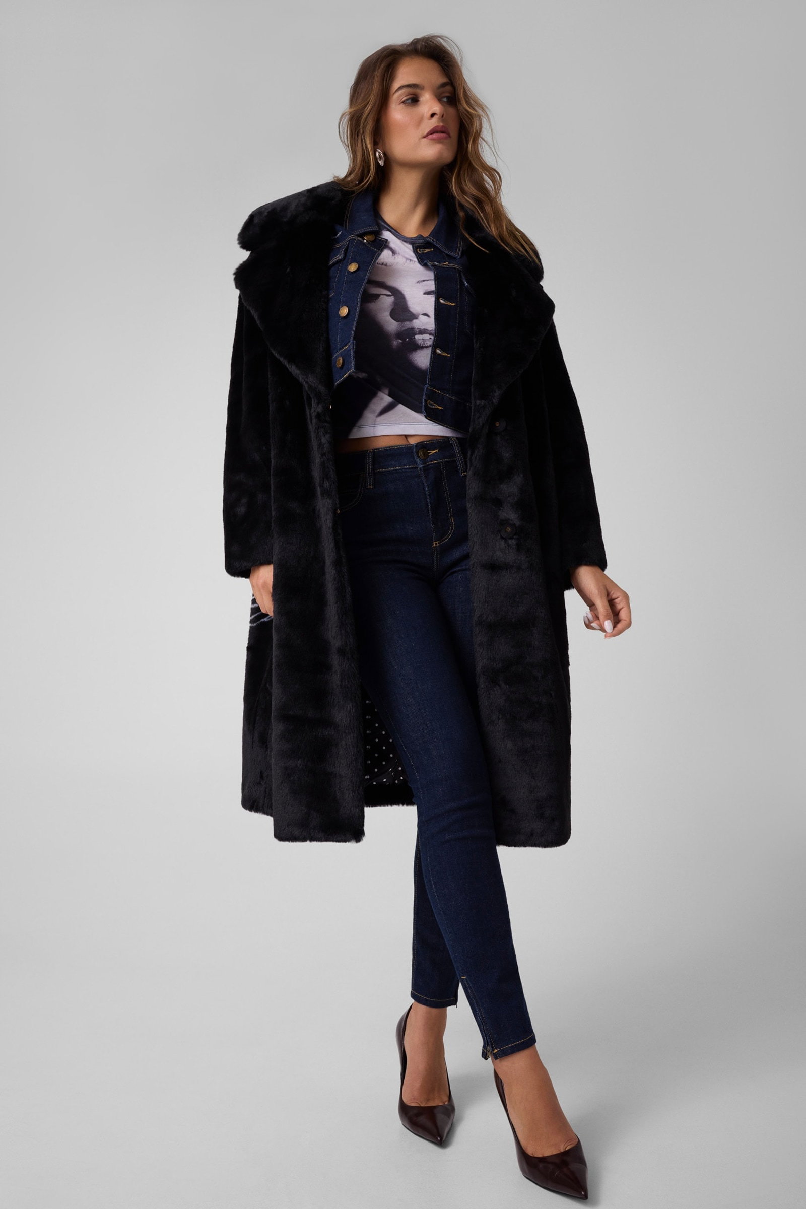 Guess Jas Van Imitatiebont for women in zwart
