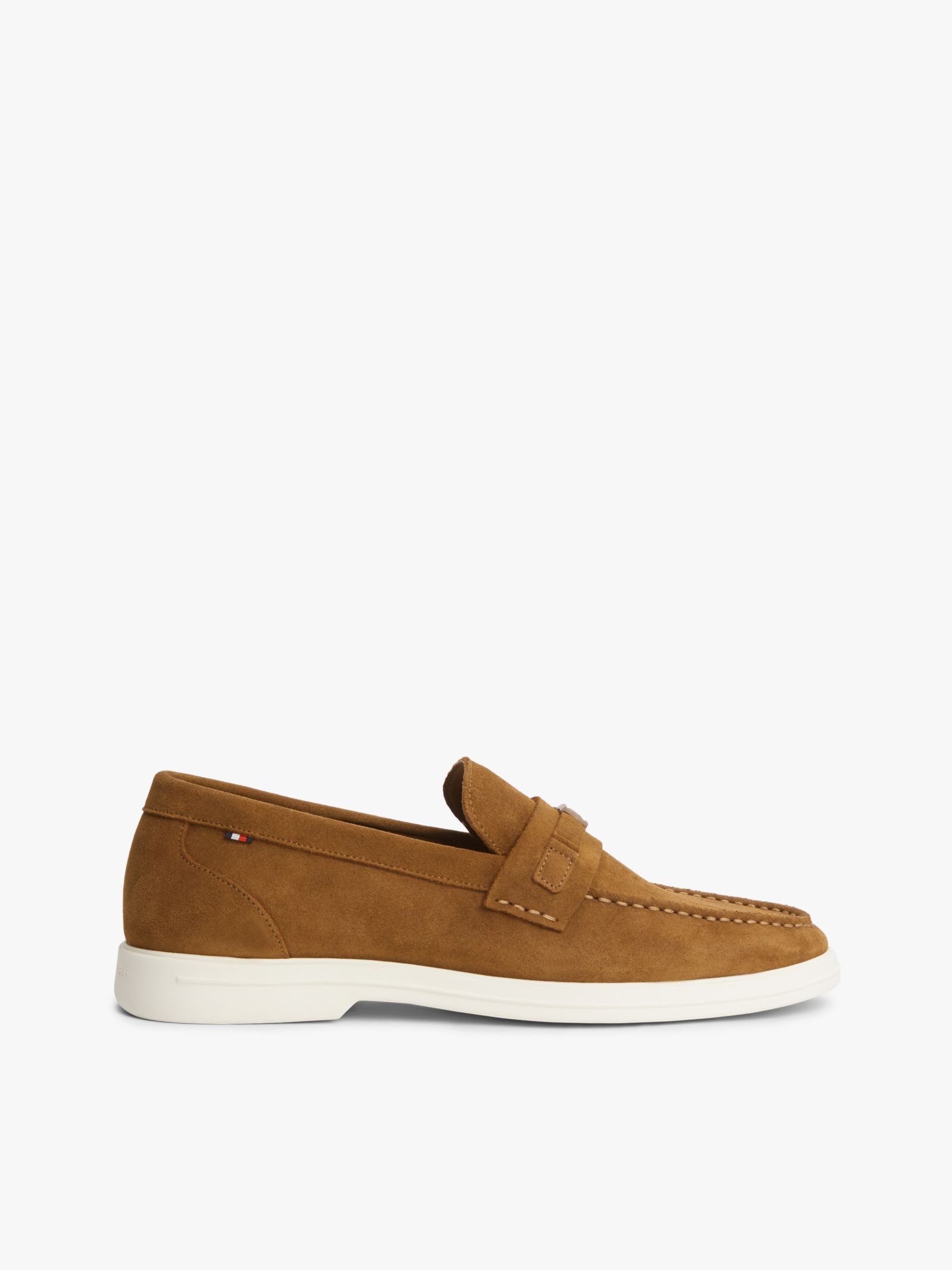 Tommy Hilfiger suède loafer met metalen vlag in bruin
