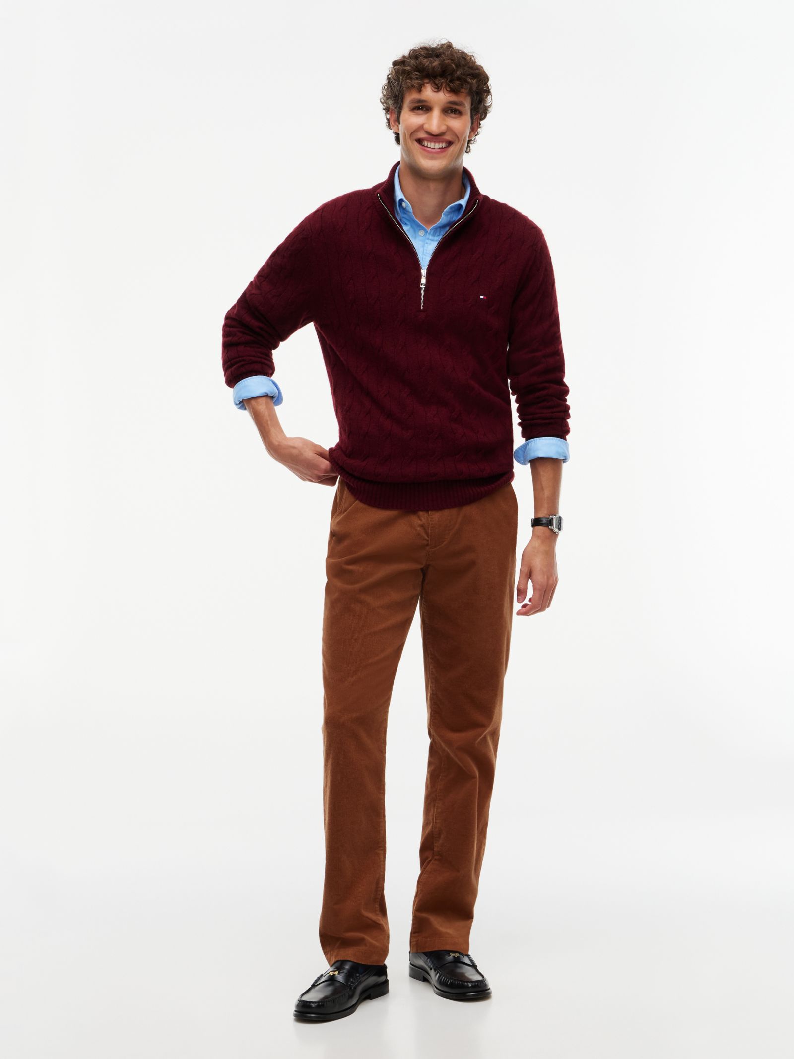 Tommy Hilfiger Denton Slim Straight Chino van fijne corduroy in bruin
