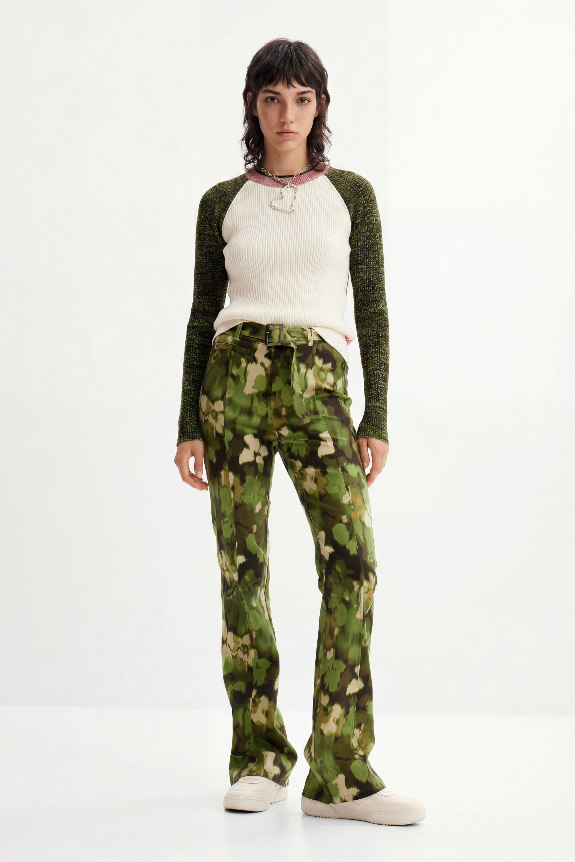 Desigual Flared broek met camouflage