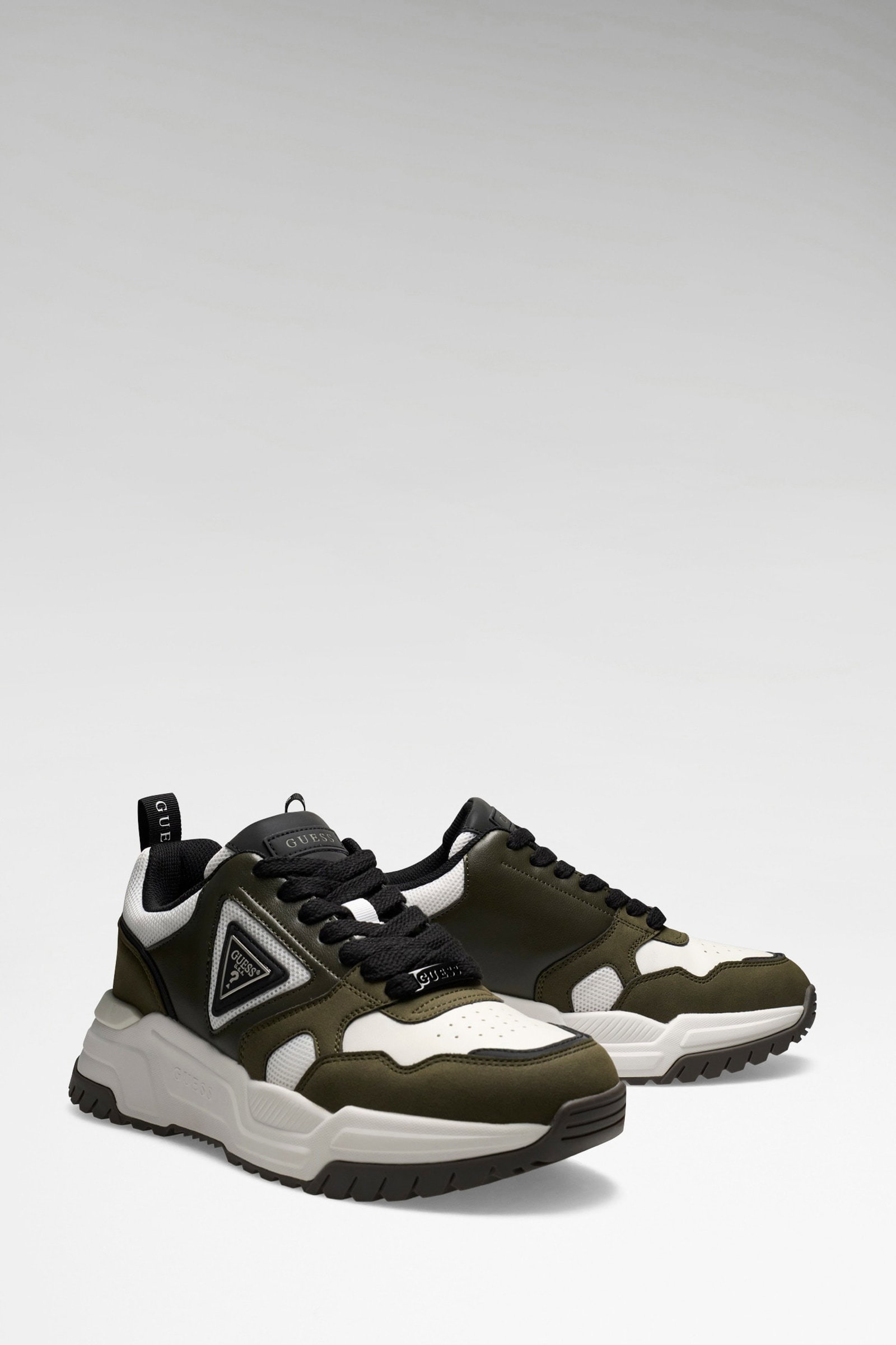 Guess Helado Hardloopschoenen Van Imitatieleer in zwart