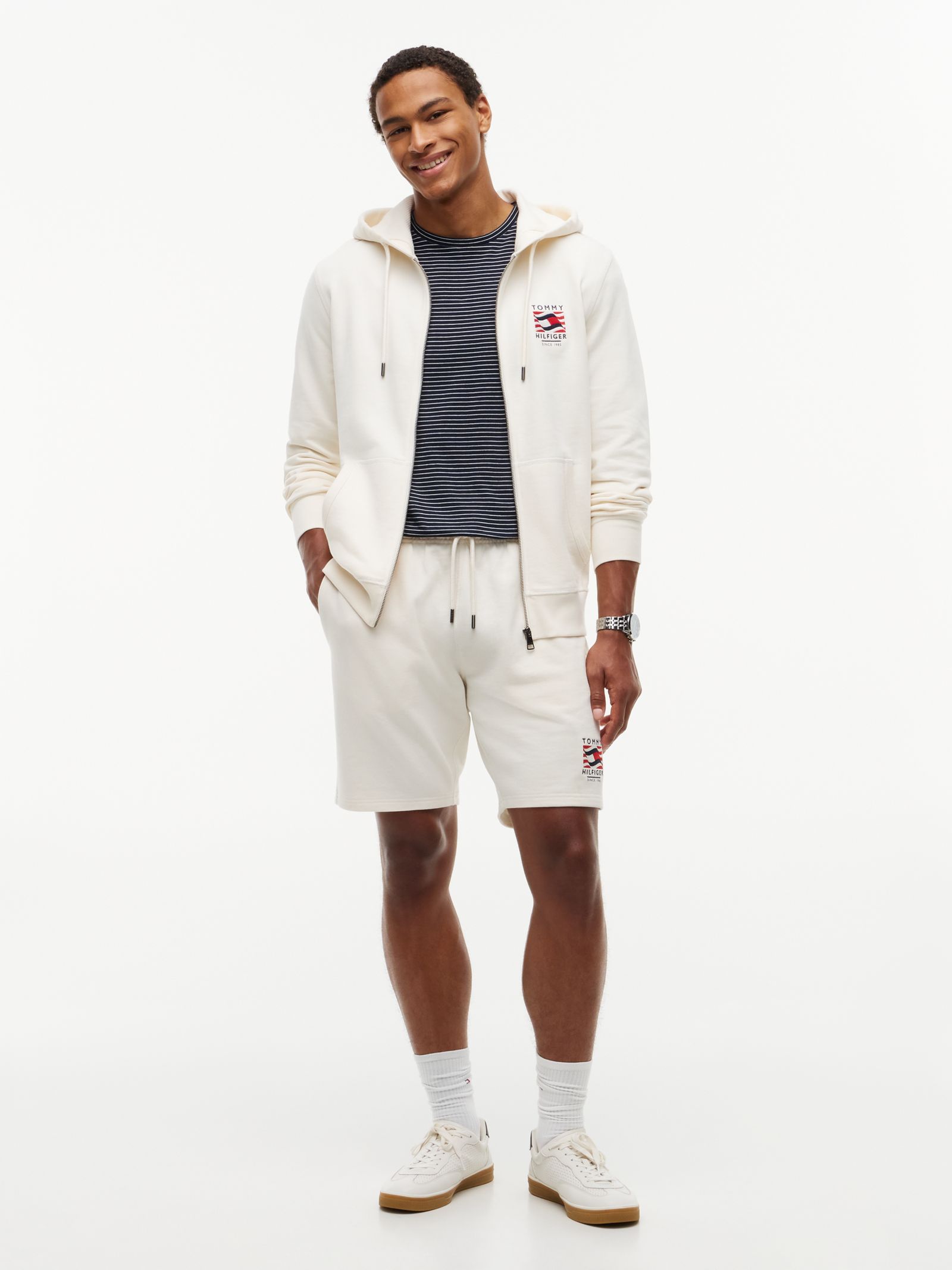 Tommy Hilfiger Terry Sweatshort met geborduurd logo in wit