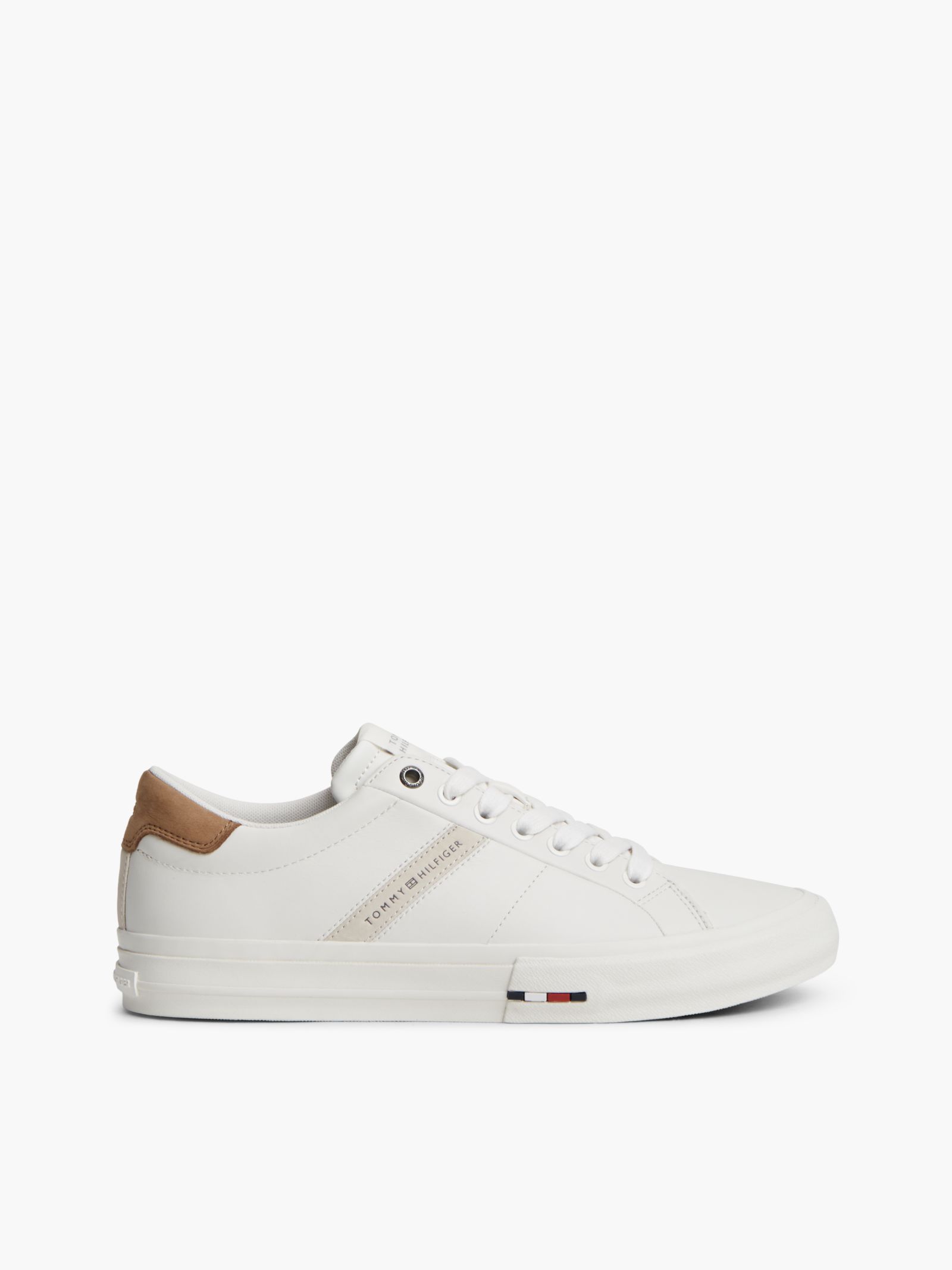 Tommy Hilfiger Leren sneaker met contrasterende hiel en logo in wit
