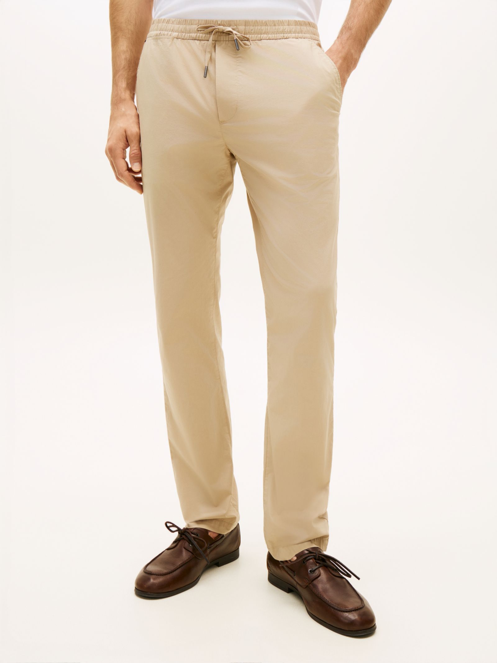 Tommy Hilfiger Denton lichtgewicht slim straight chino in beige