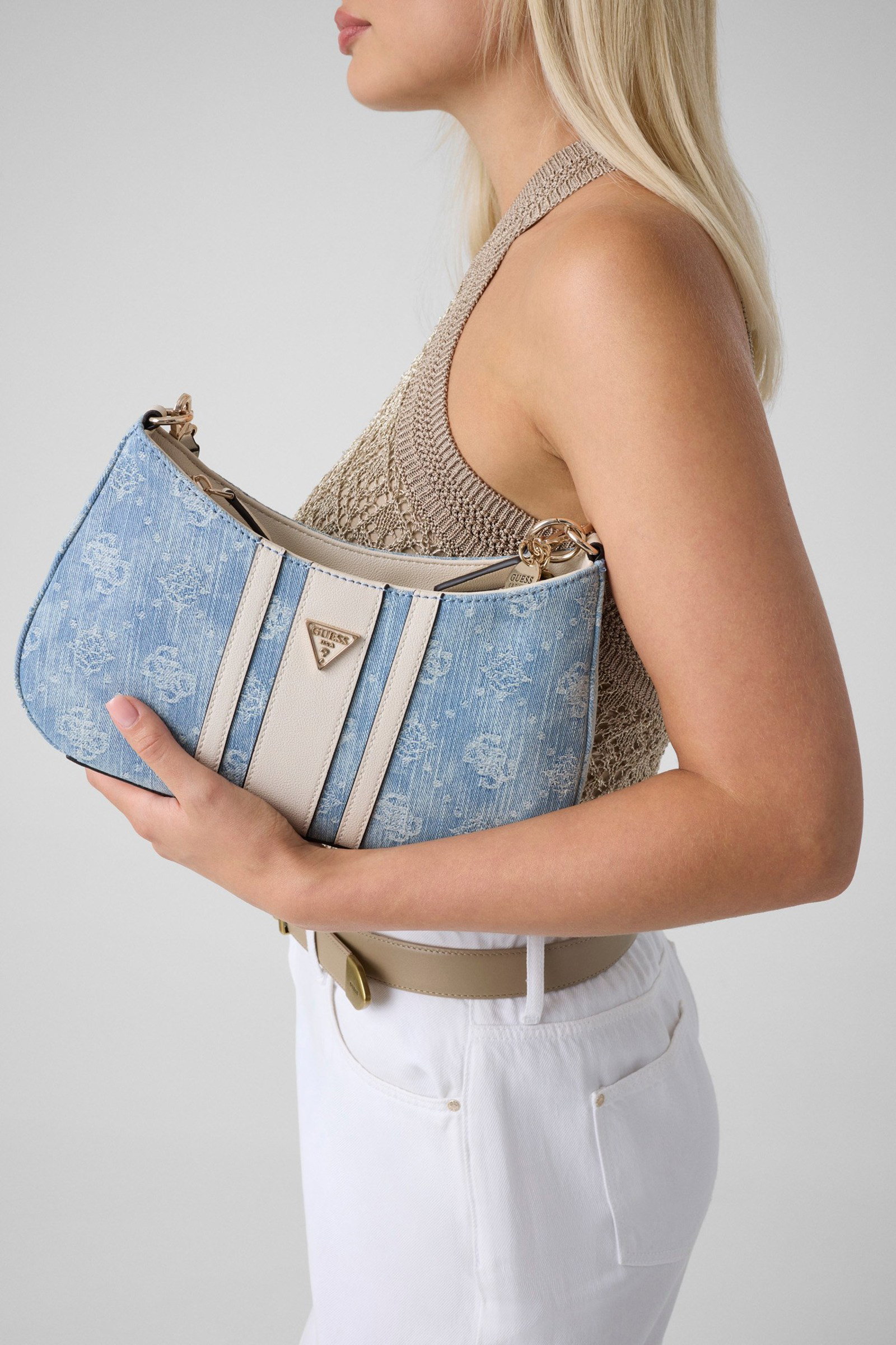 Guess Noelle Schoudertas in blauw