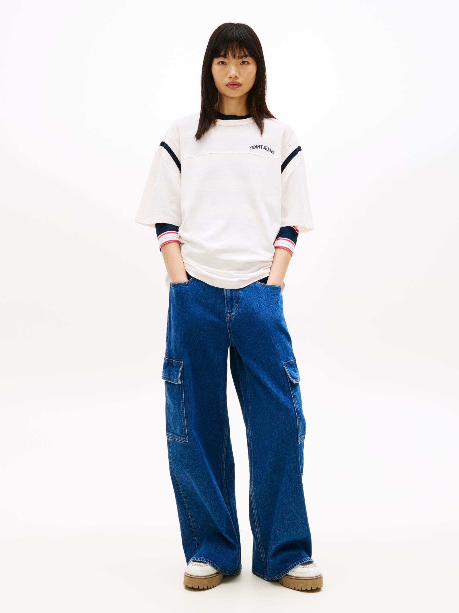 Tommy Jeans Charlie medium rise loose cargo jeans