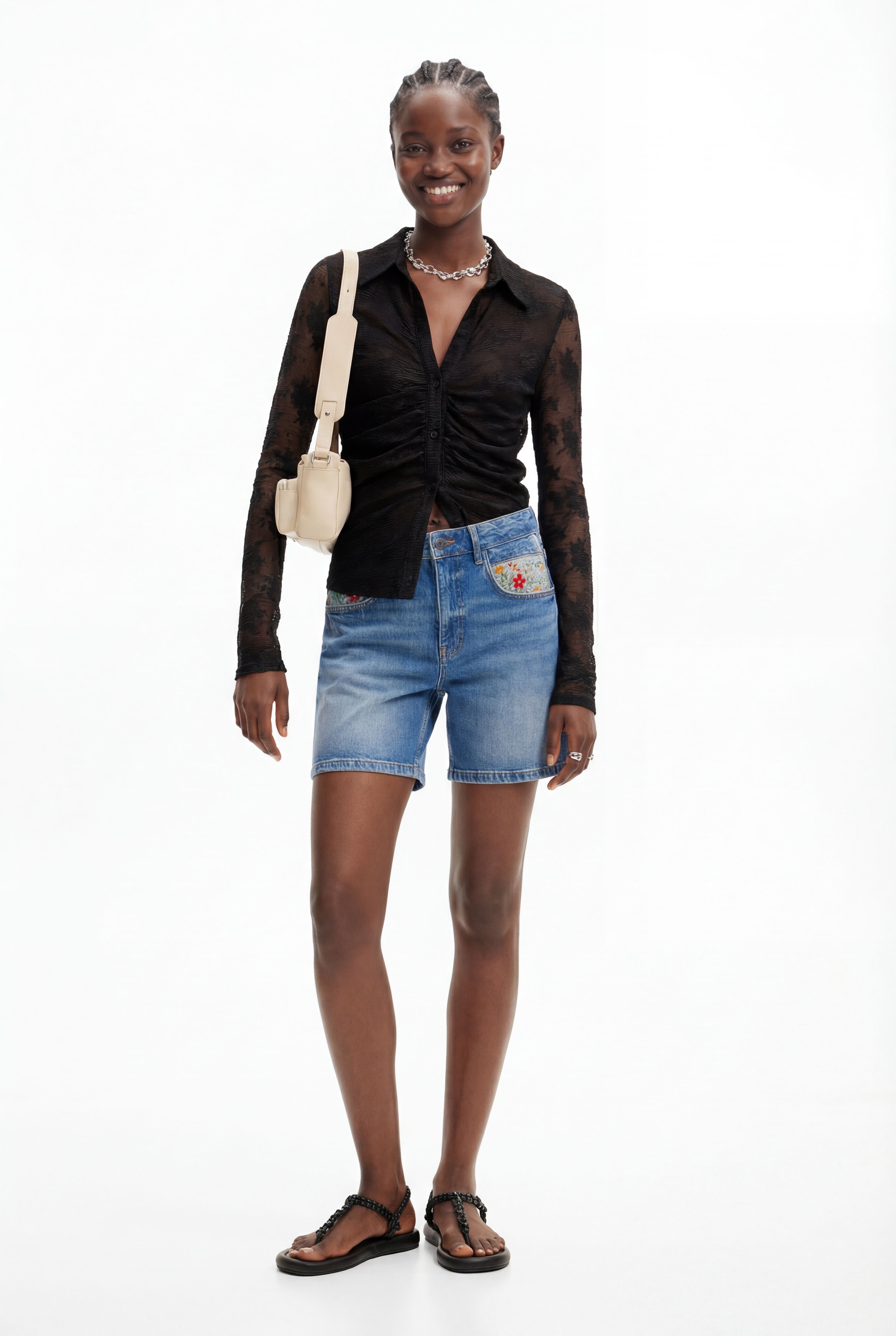 Desigual Geborduurde denim shorts