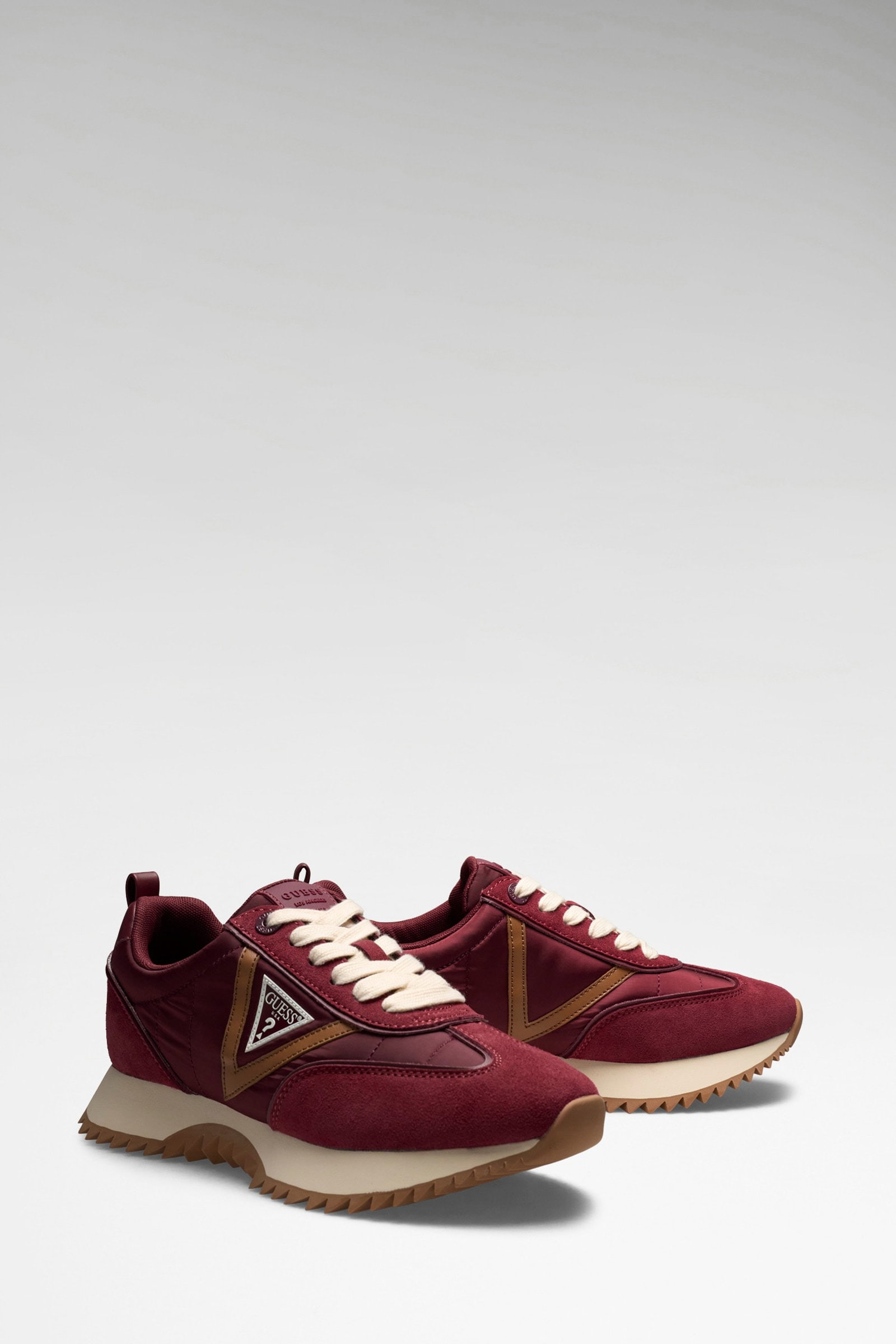 Guess Bail Suède Hardloopschoenen in rood