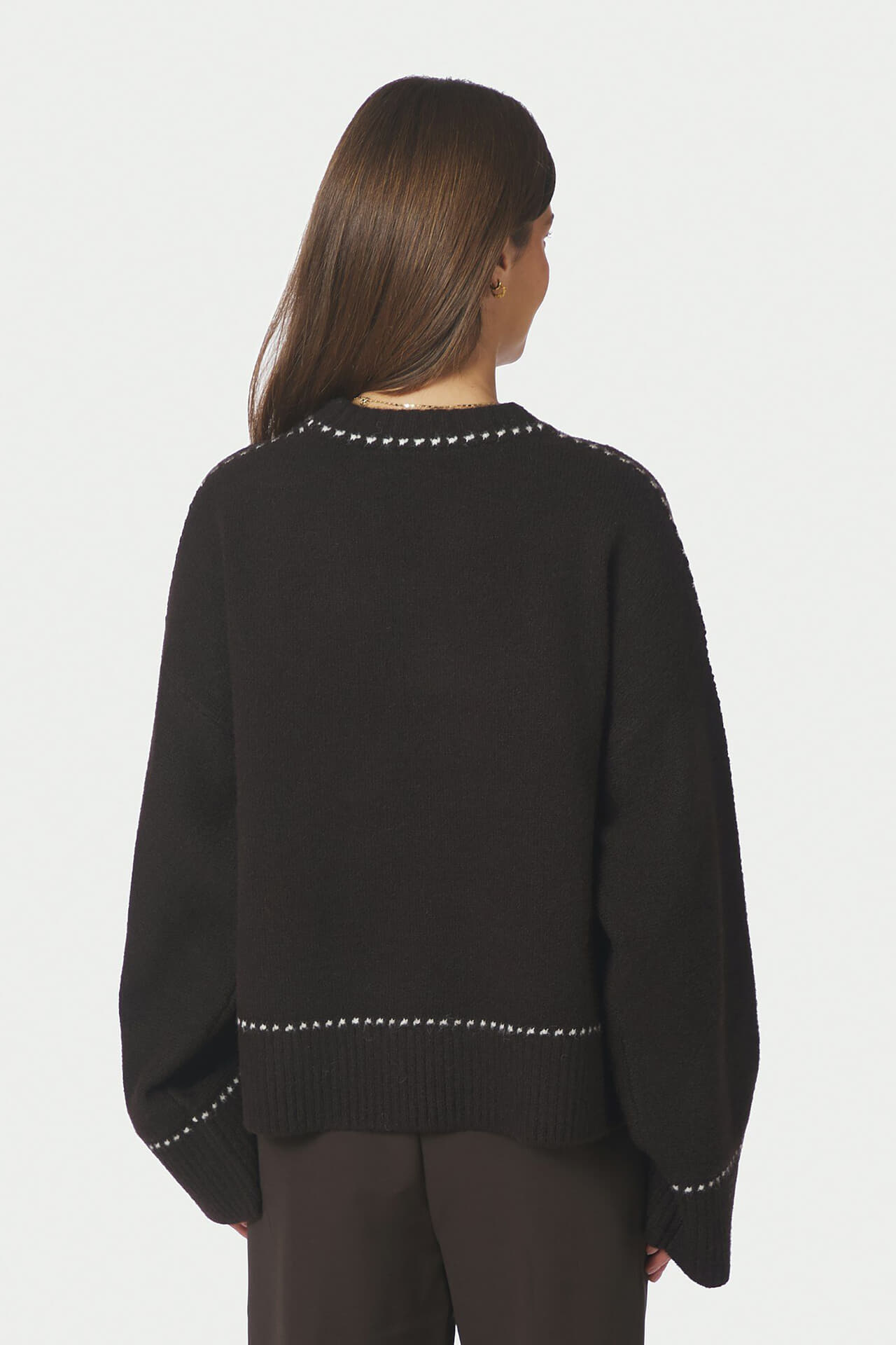 Neo Noir Trui Roeme Bruin dames