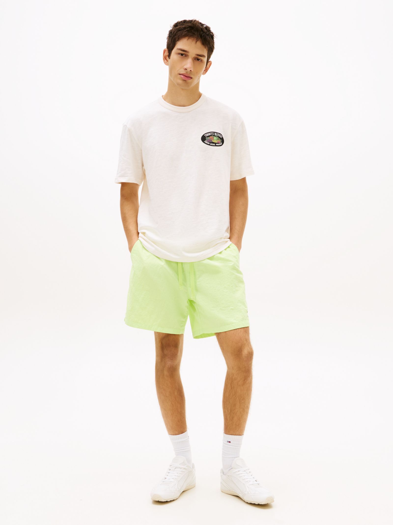 Tommy Jeans Relaxed short met logo in groen