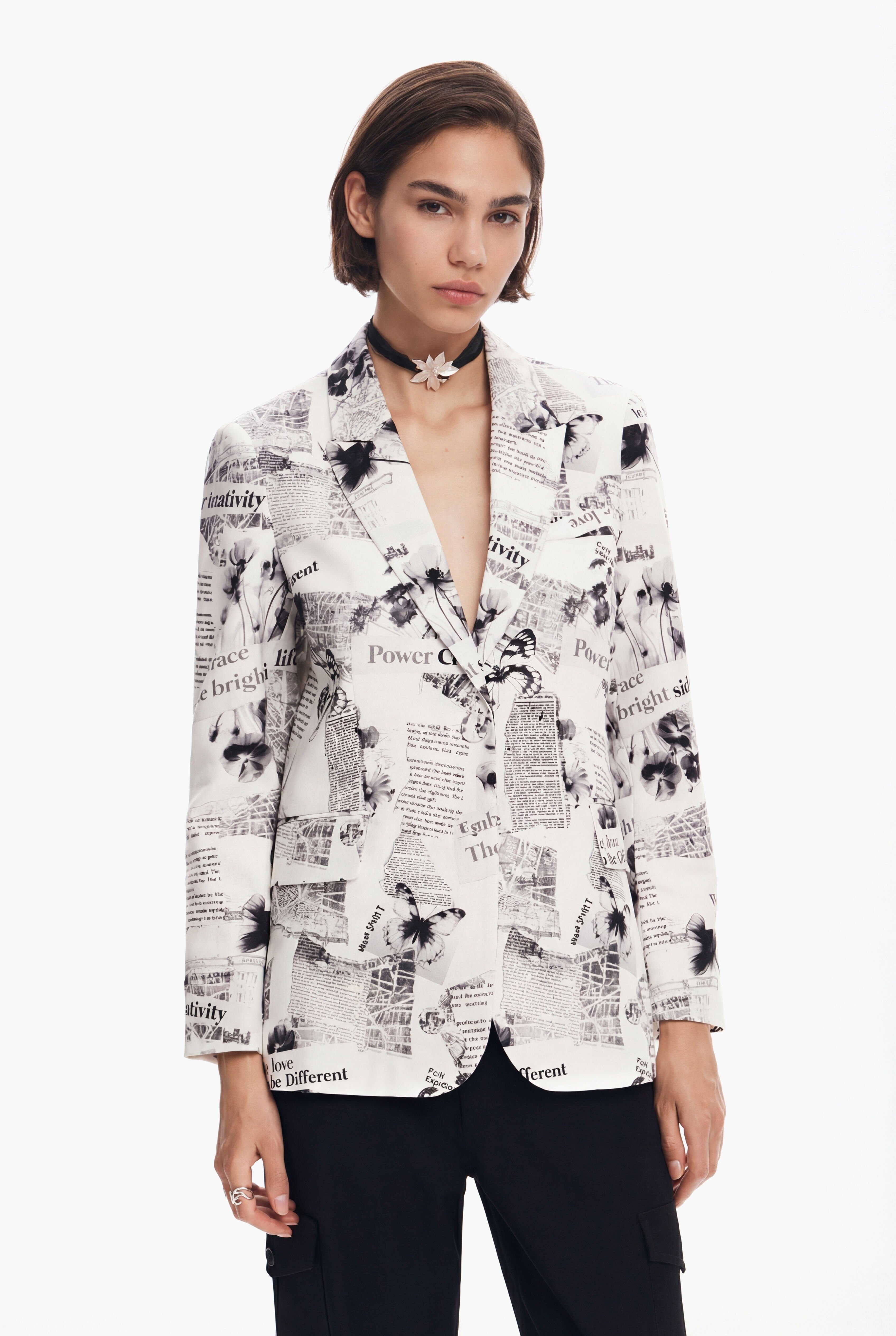 Desigual Rechte blazer met tekst en bloemen