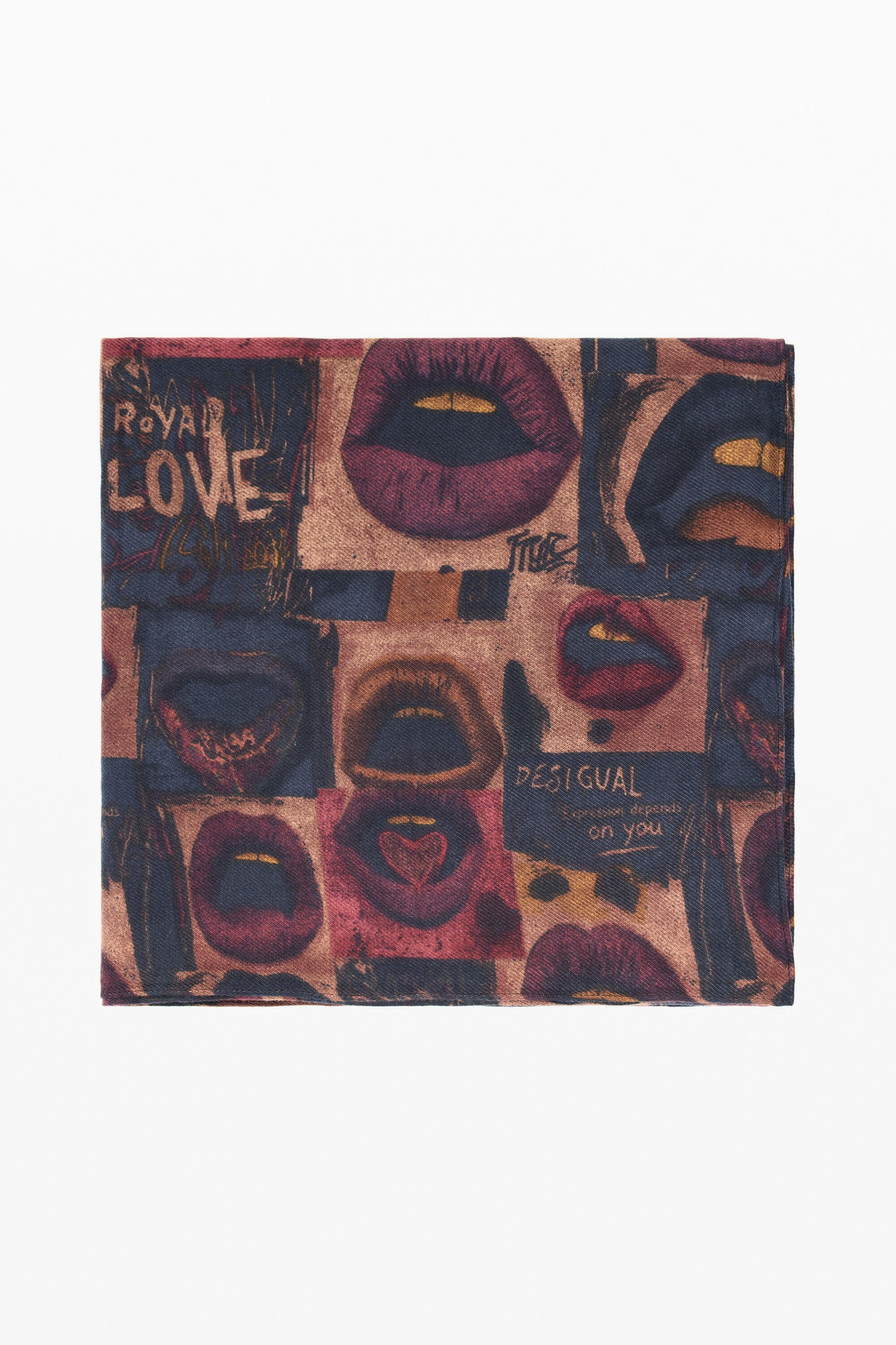 Desigual Rechthoekige sjaal met lippenmotief