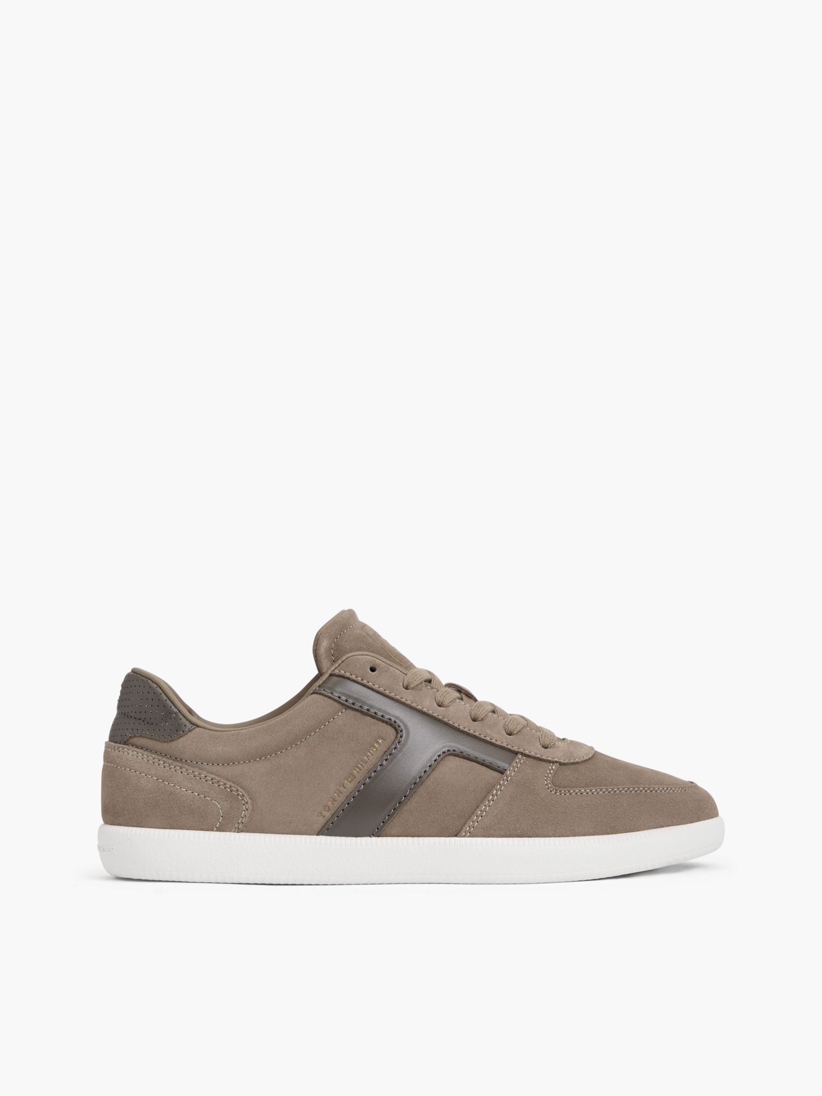 Tommy Hilfiger TH Tribeca Suède sneaker met contrasterende hiel in beige