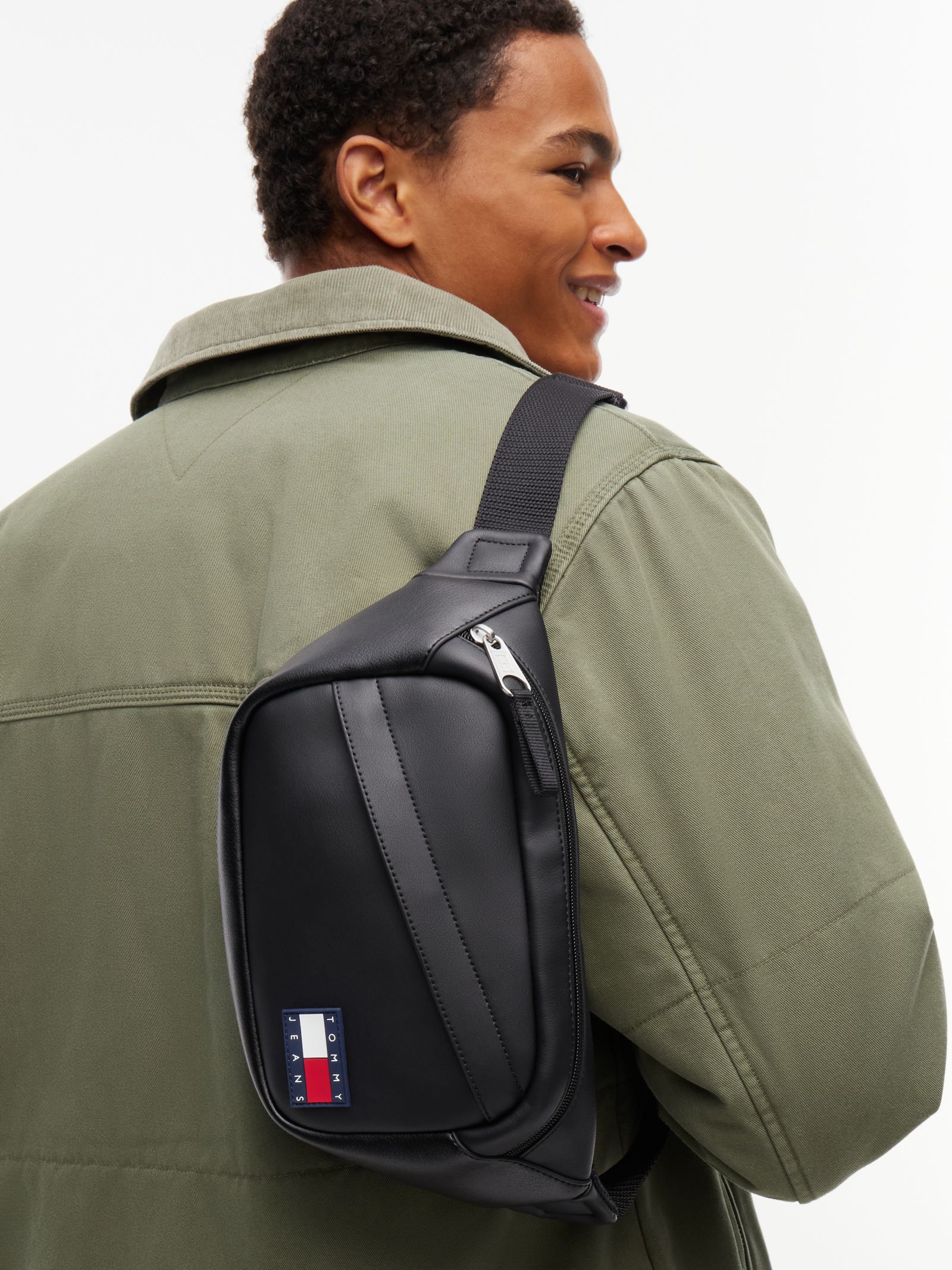 Tommy Jeans Essential heuptas met rubberen logo
