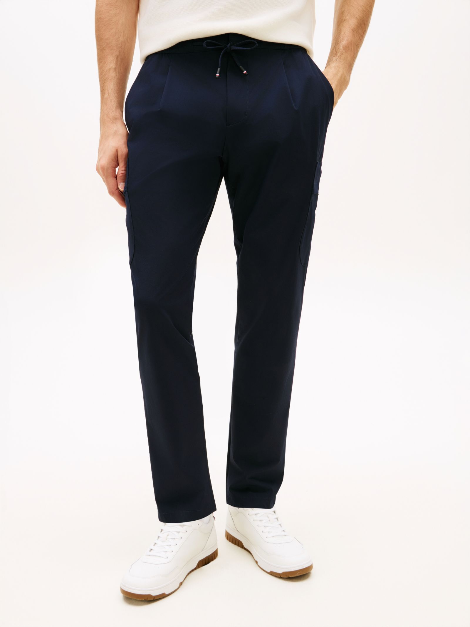 Tommy Hilfiger Performance Harlem Tapered broek in marine