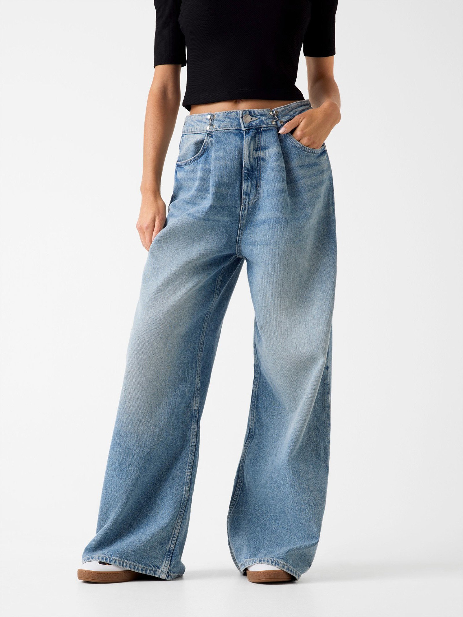Guess Relaxed Jeans Wijde Broekspijpen in blauw