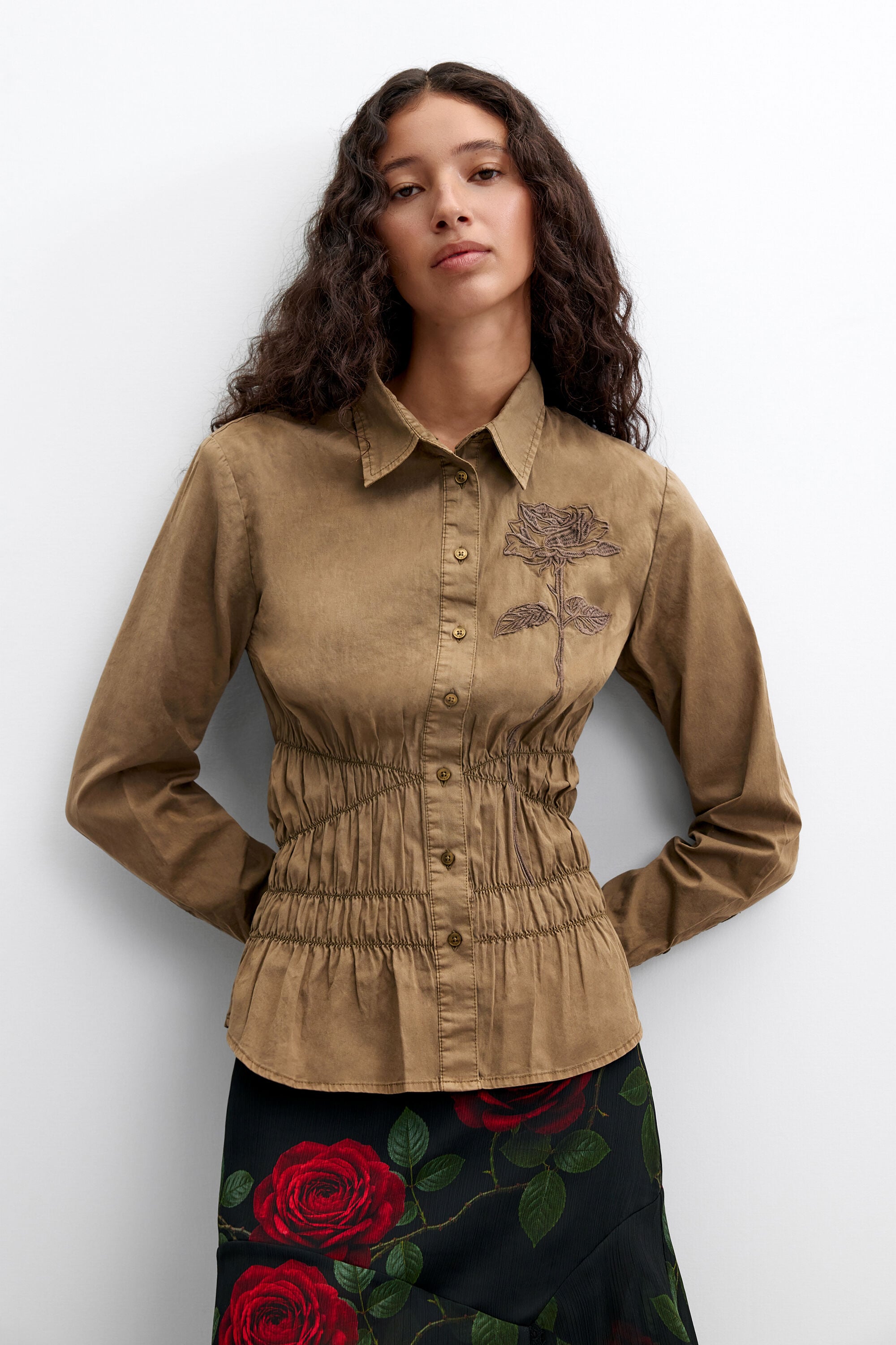 Desigual getailleerd overhemd met borduursels