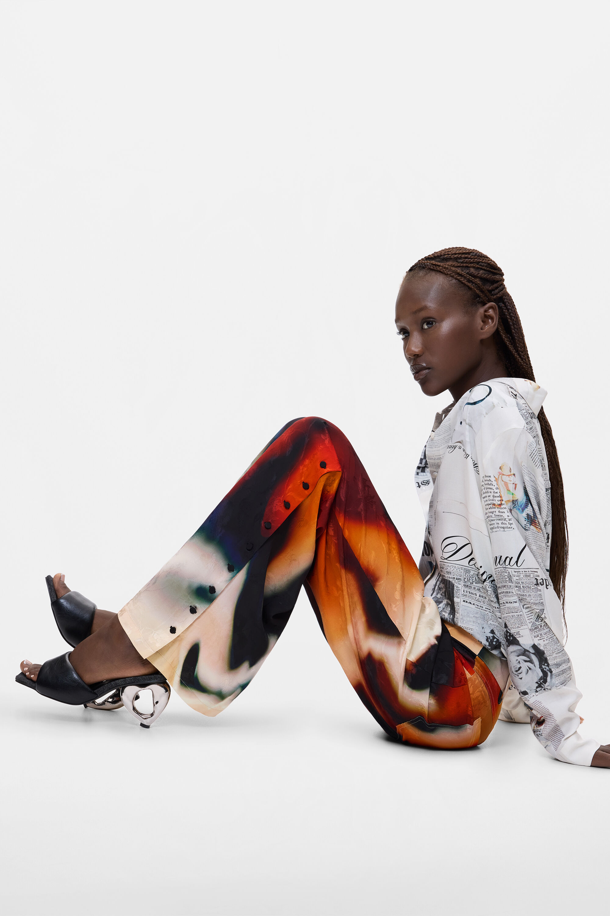 Desigual Lange bedrukte broek in multicolor