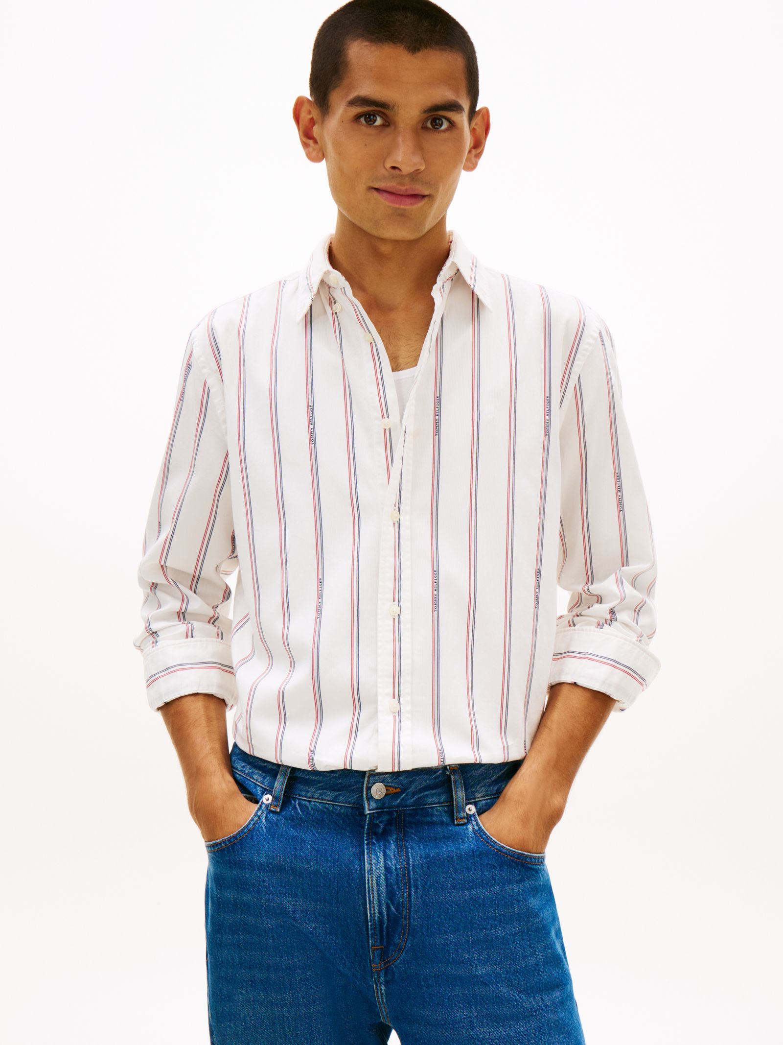 Tommy Hilfiger Regular fit overhemd met logo en krijtstreep
