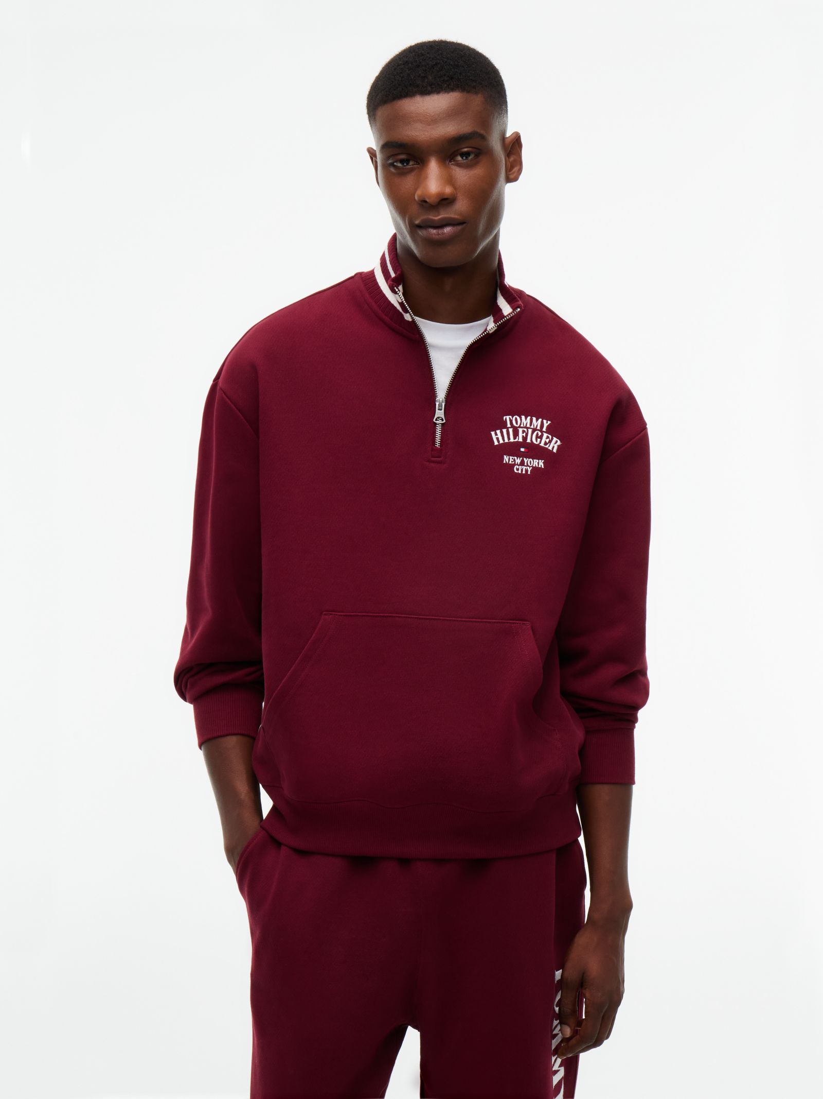 Tommy Hilfiger Relaxed Fit Varsity Sweatshirt met Quarter Zip in rood