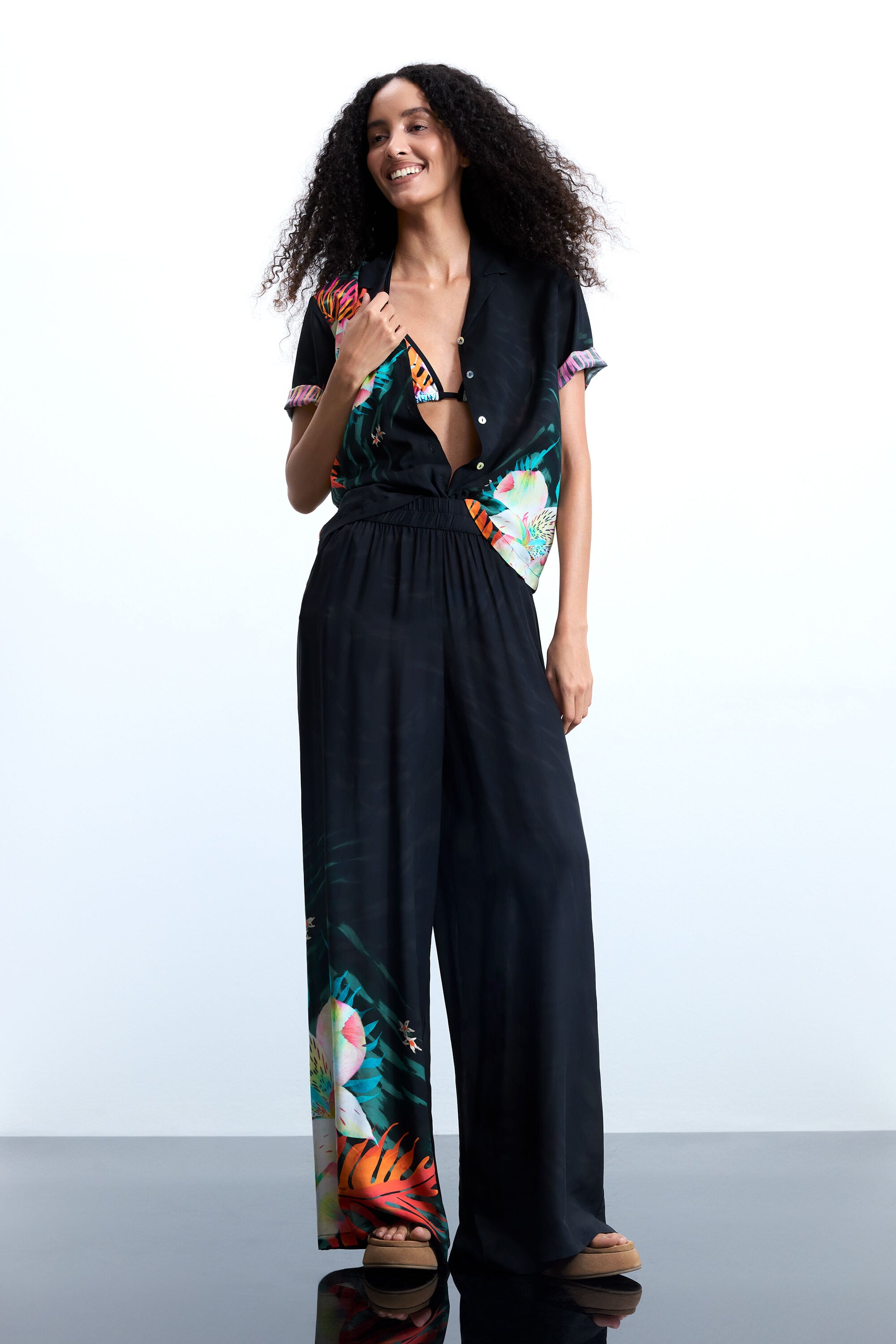 Desigual Vloeiende tropische broek