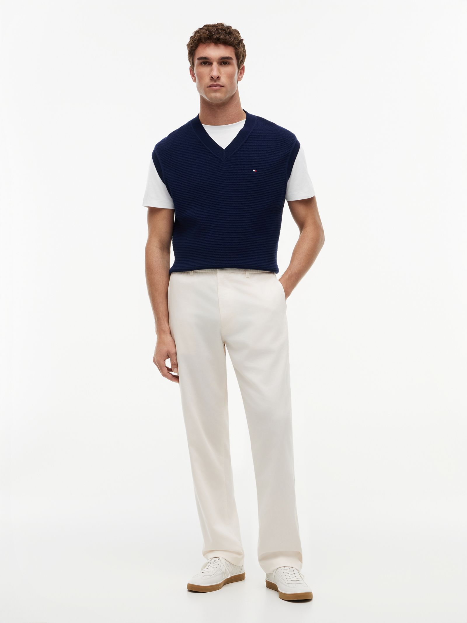Tommy Hilfiger Dover Regular Straight Twill Chino met elastische taille in beige