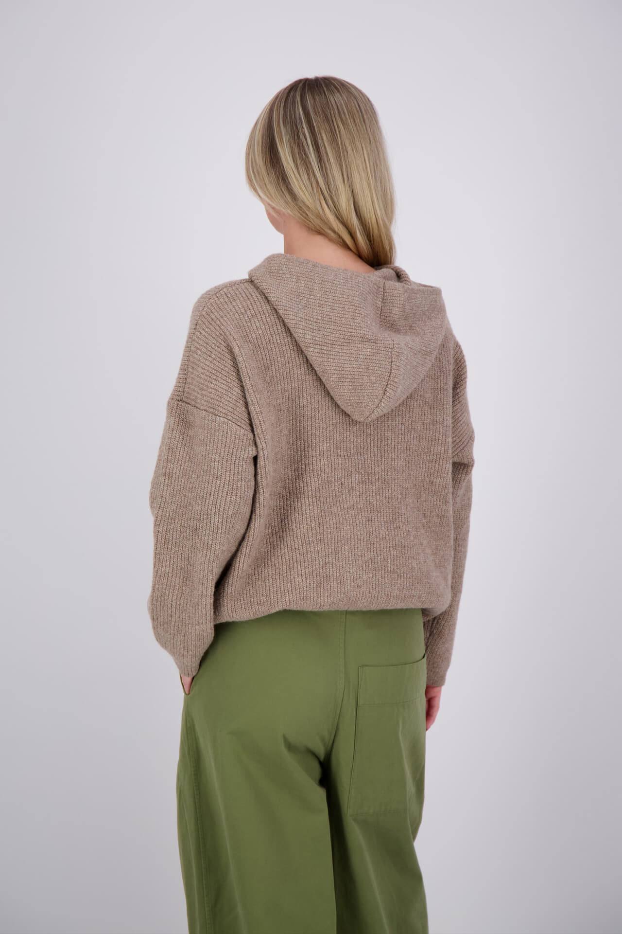 With Black Vest Liza Beige dames