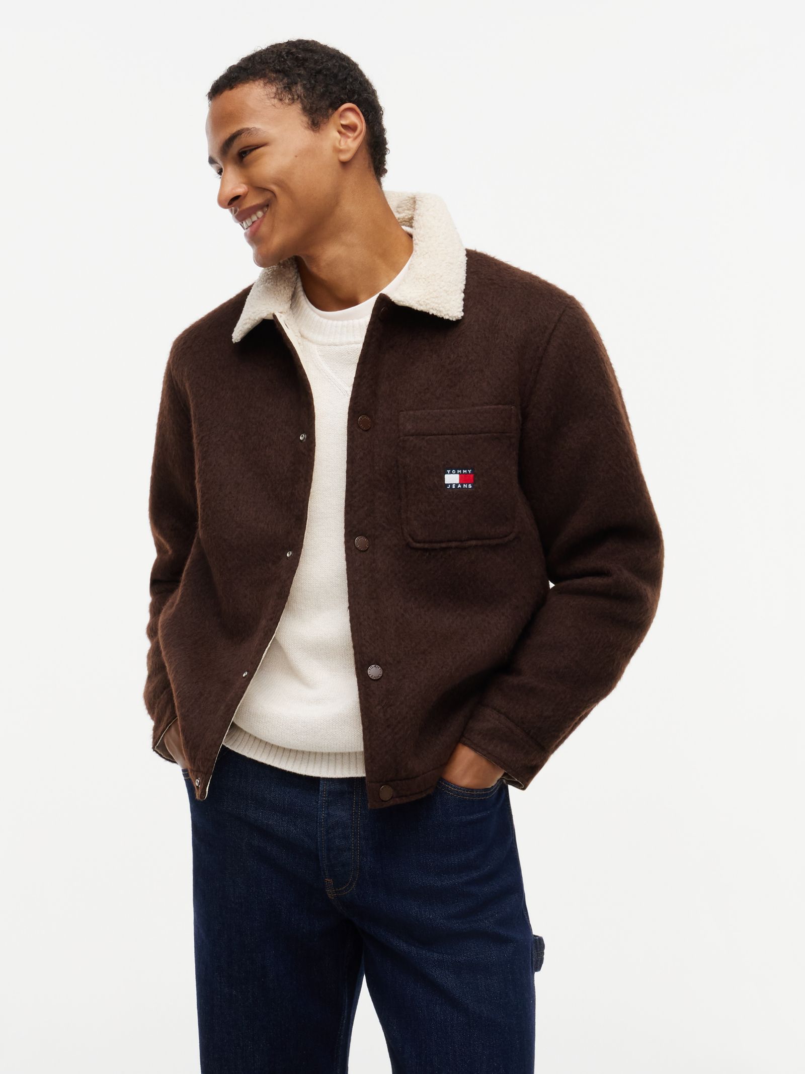 Tommy Jeans Oversized shirtjack van geborsteld flanel met teddy kraag in bruin