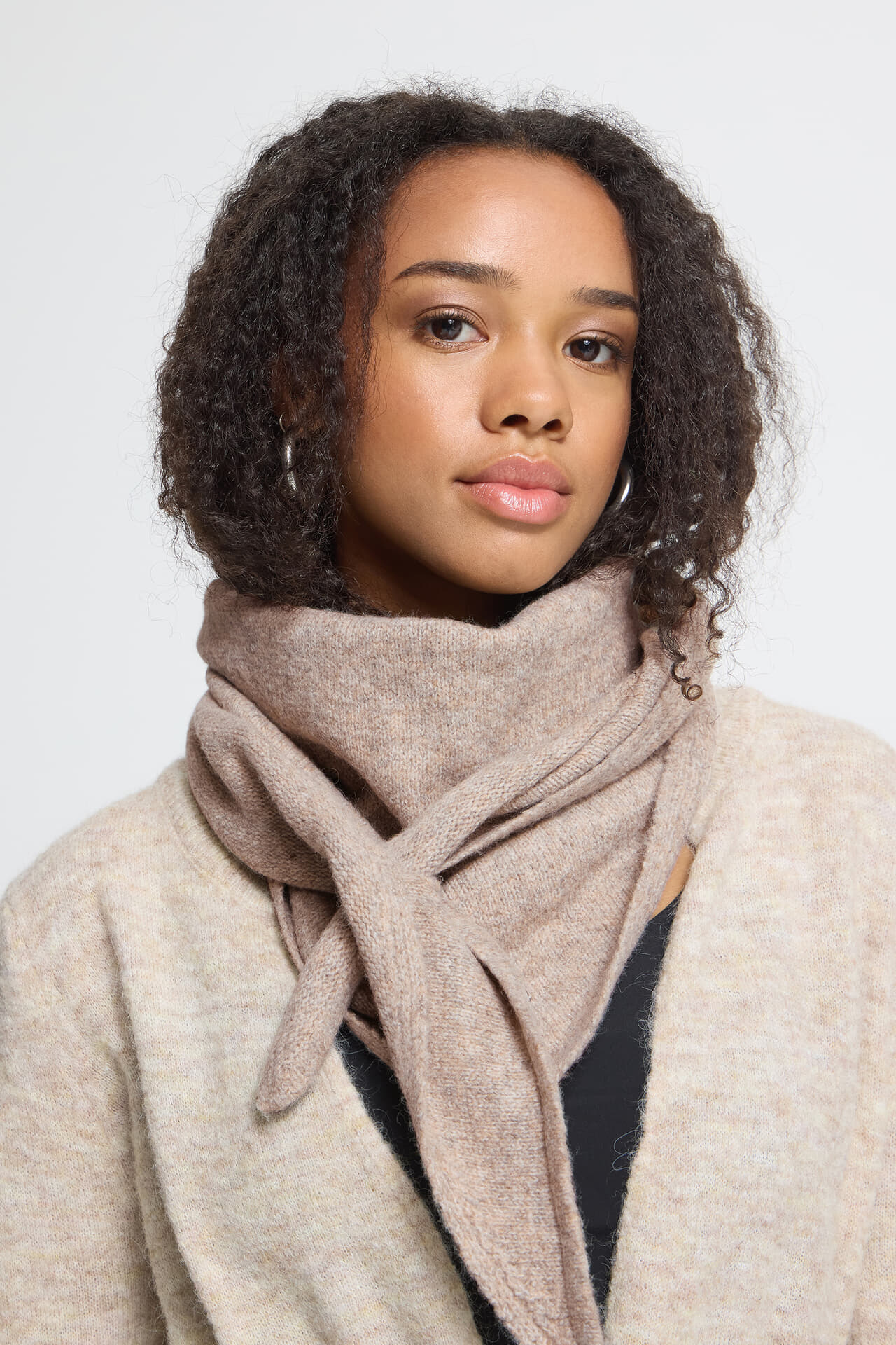 Ichi Sjaal Agry Beige dames