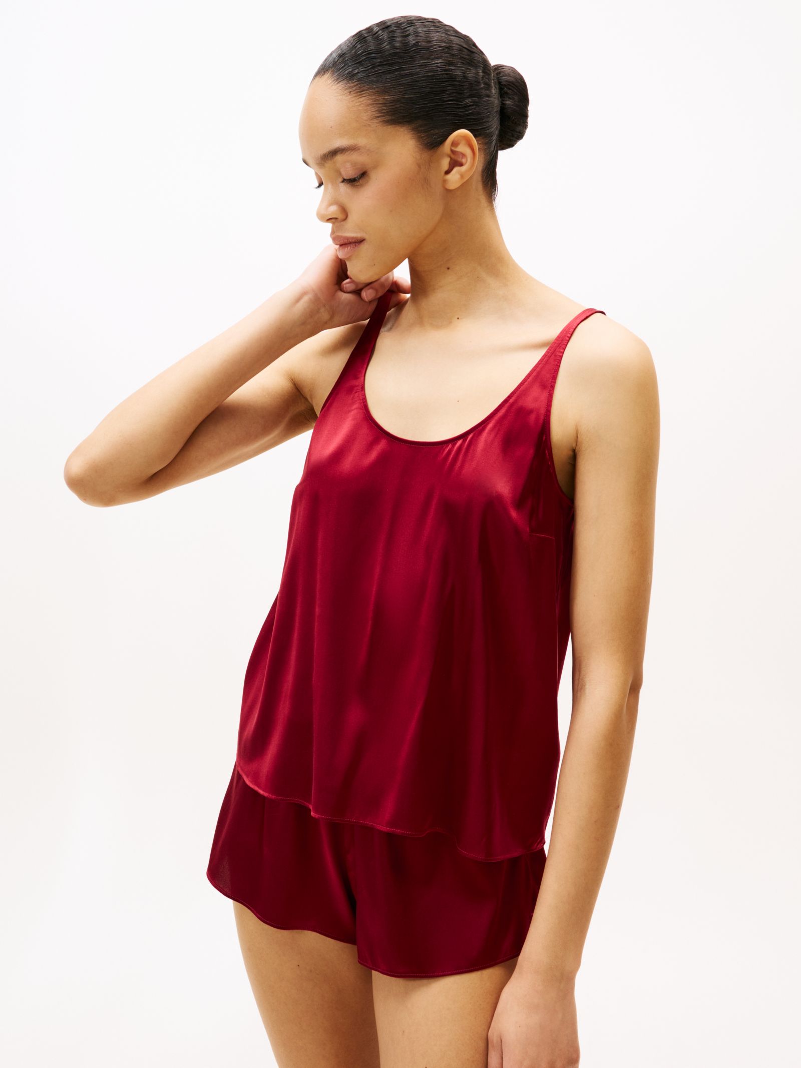 Tommy Hilfiger Pyjamaset met Cami van Zijdemix in rood