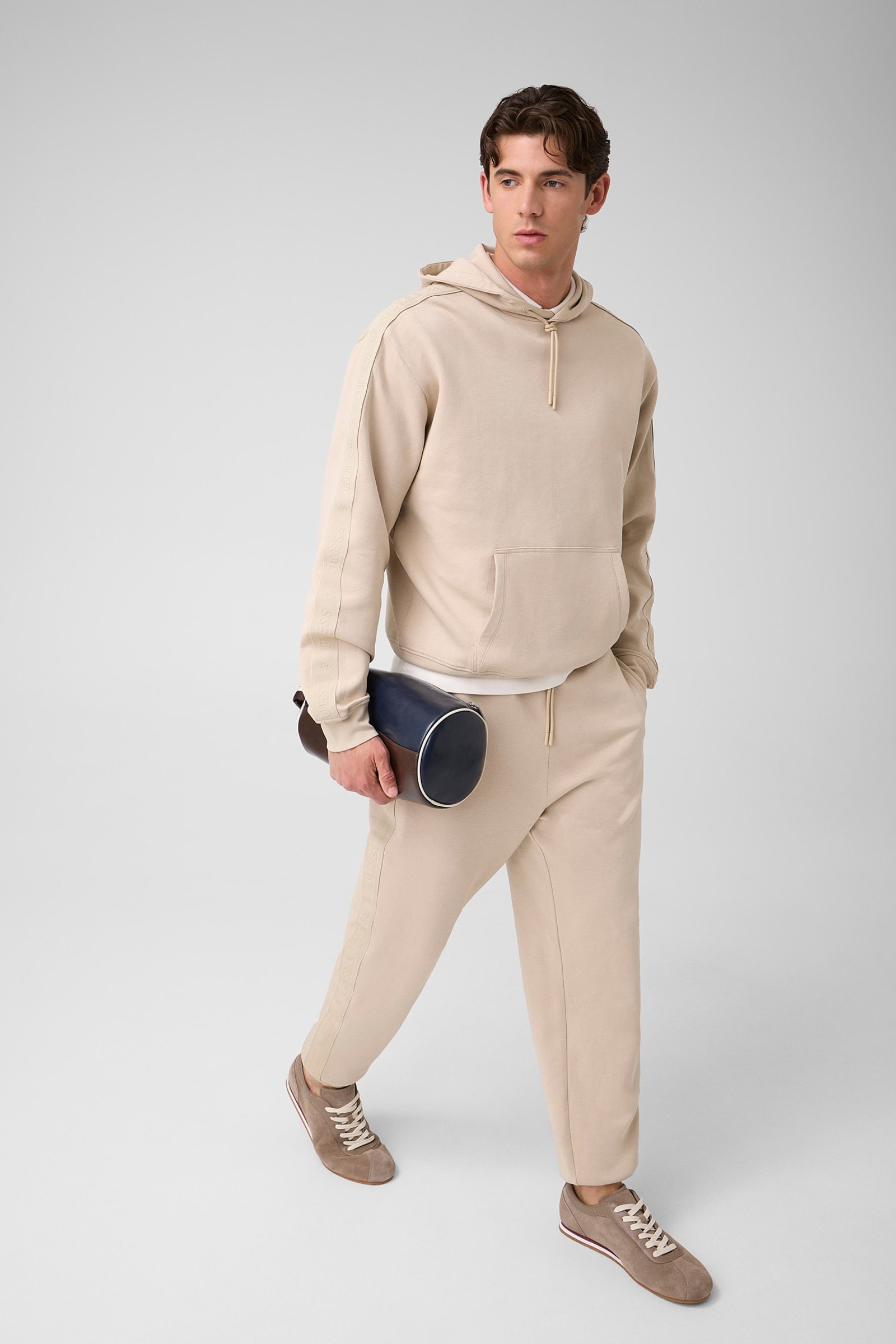 Guess Joggers Met Zijlogo for men in beige