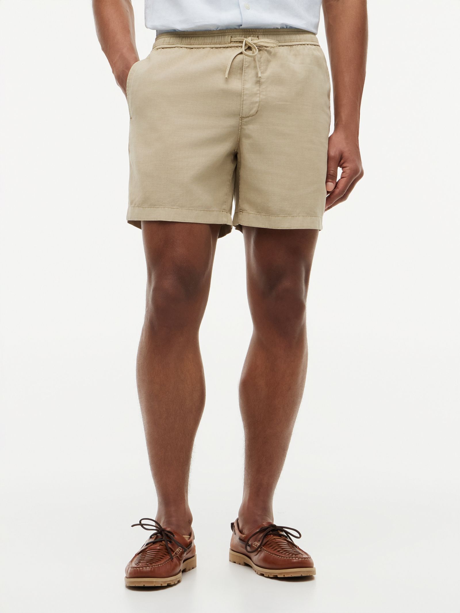 Tommy Hilfiger Dover regular straight chino short met wassing in beige
