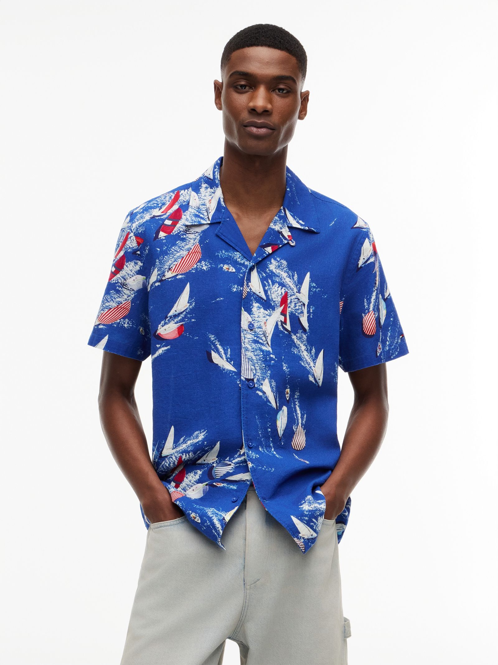 Tommy Jeans Regular linnenmix overhemd met korte mouwen in blauw