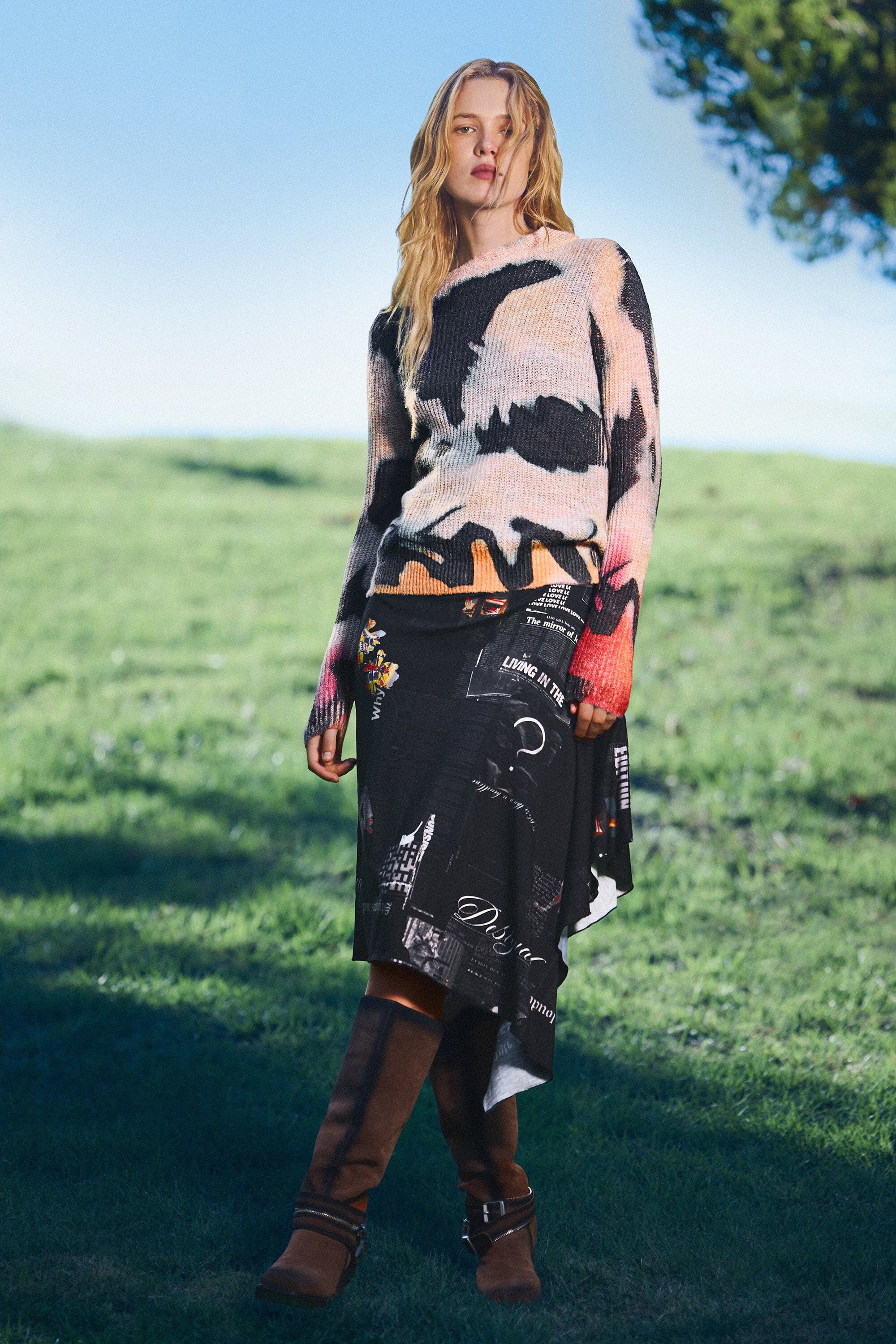 Desigual uitlopende newspaper-rok