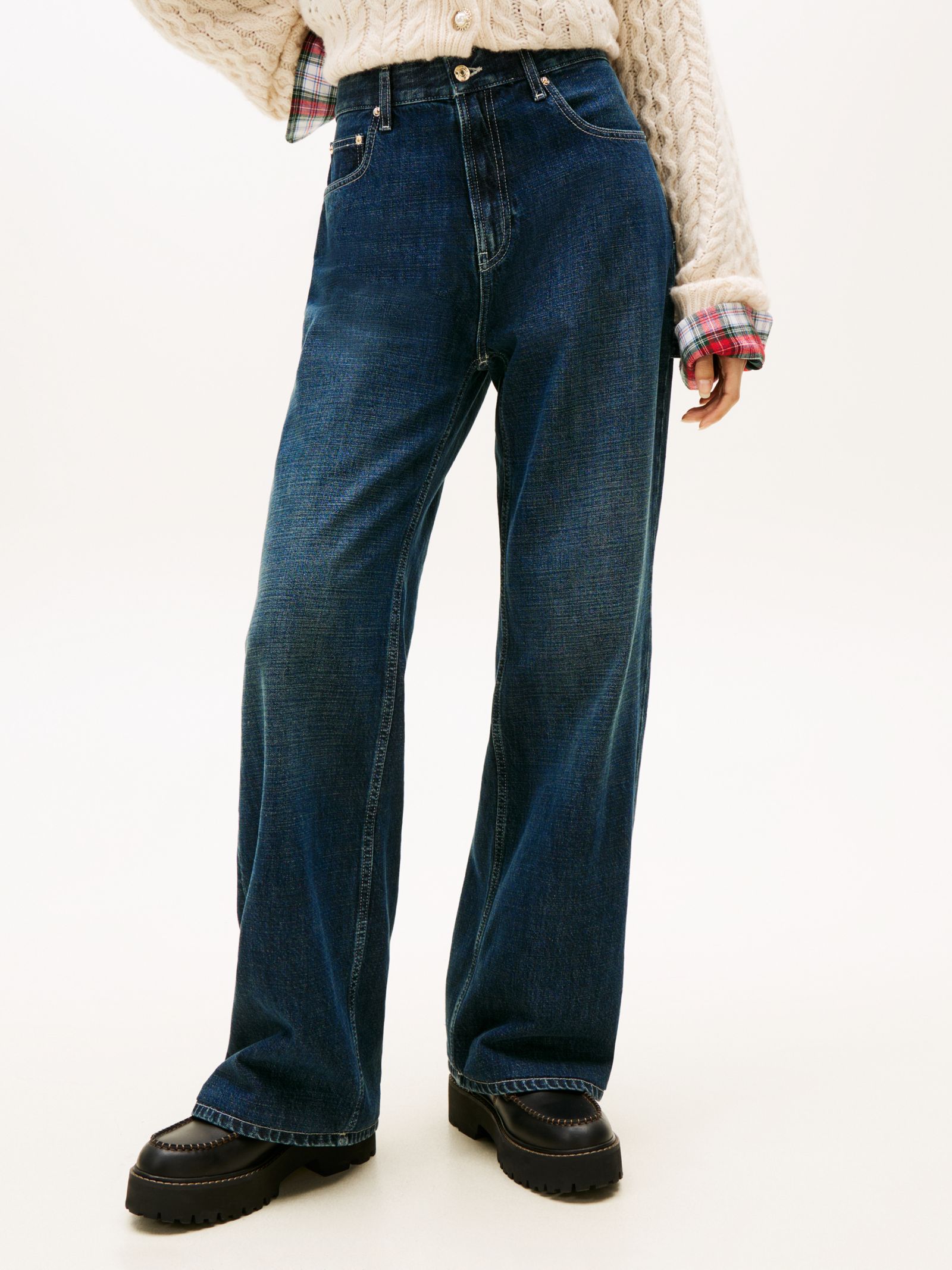 Tommy Jeans Tommy Girl low rise relaxed straight jeans