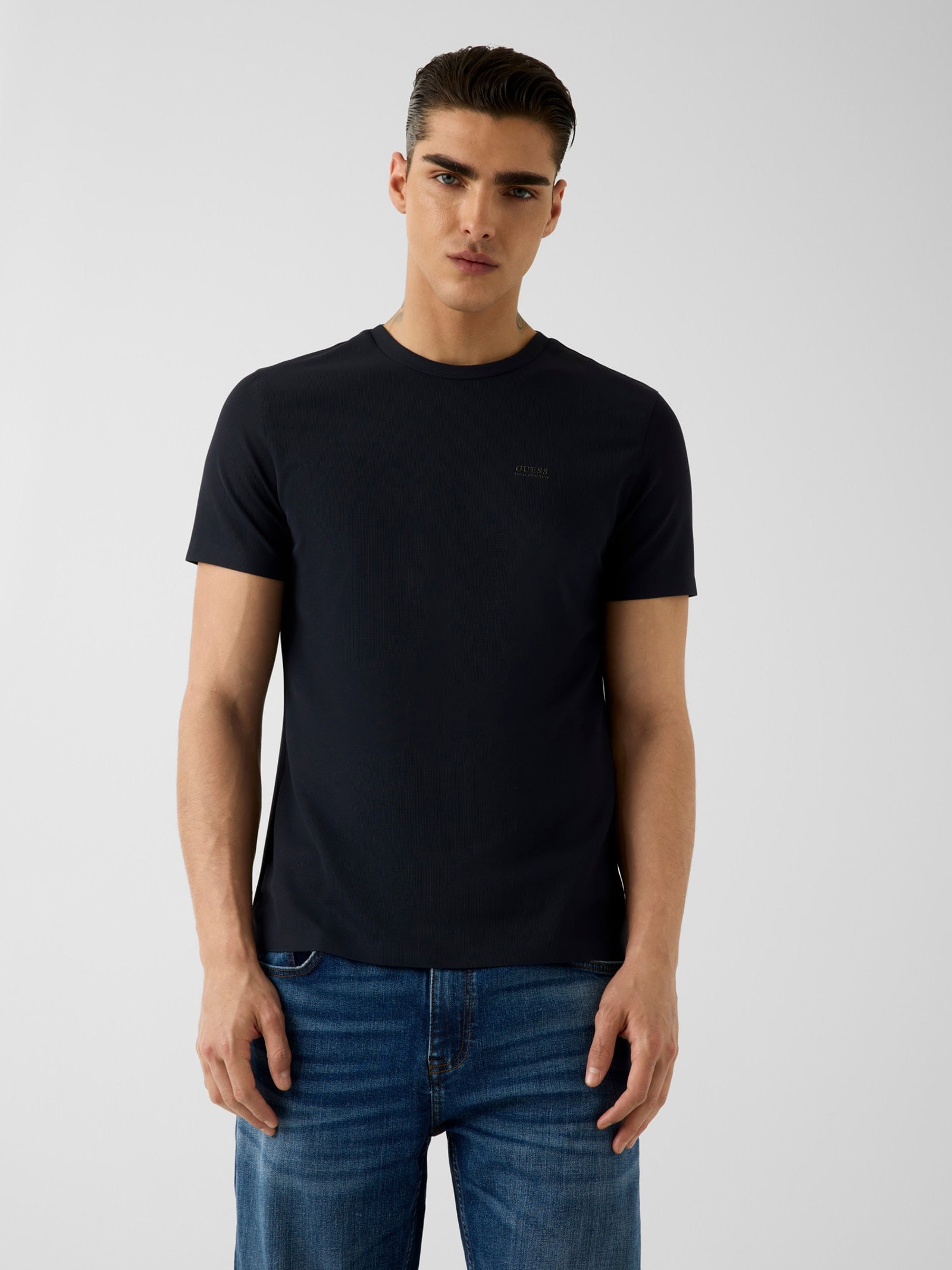 Guess Jersey T-Shirt in zwart