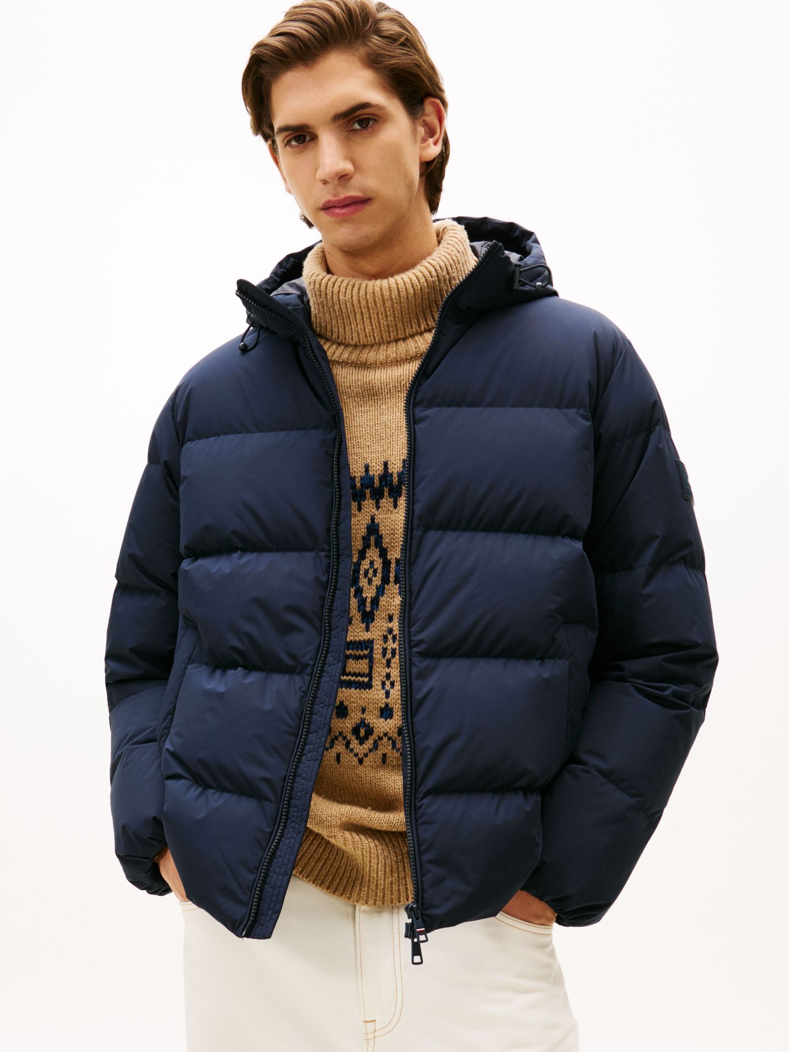 Tommy Hilfiger Waterafstotend pufferjack met dons en capuchon in marine