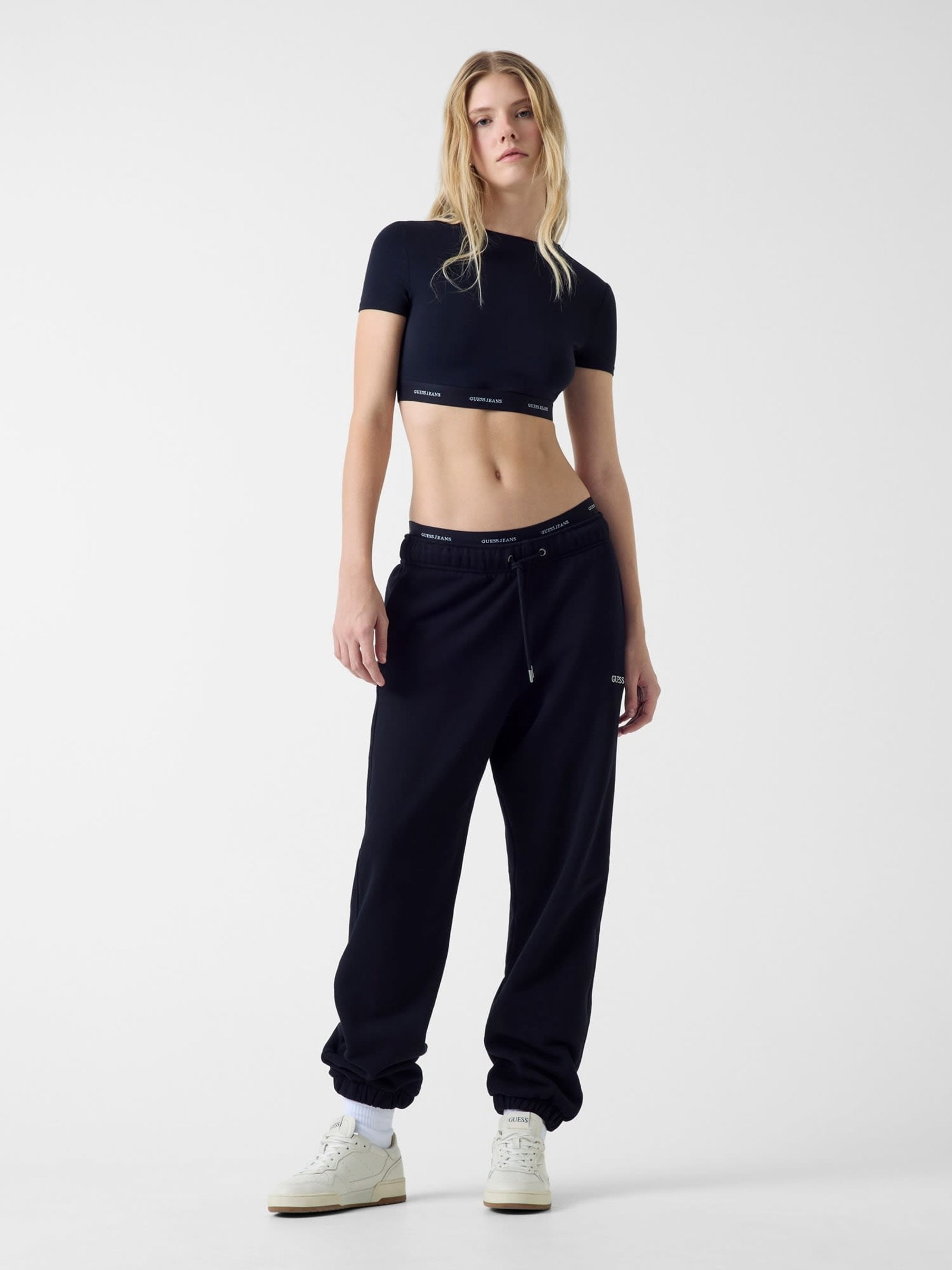 Guess Cropped Top Met Logoband in zwart