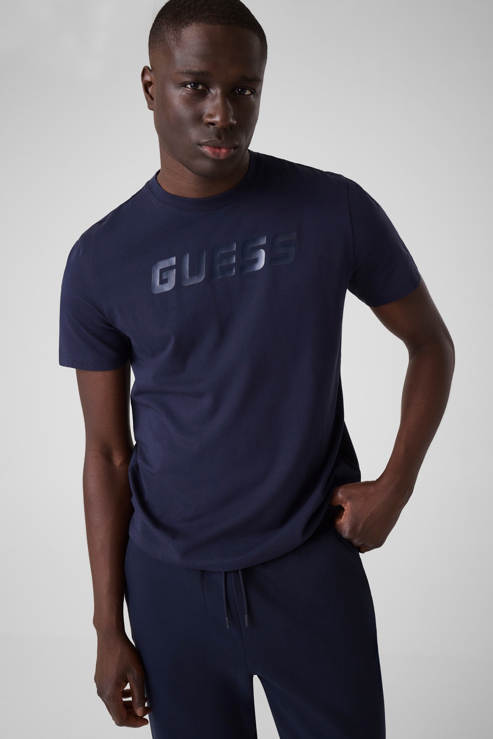 Guess Logo T-Shirt in marine