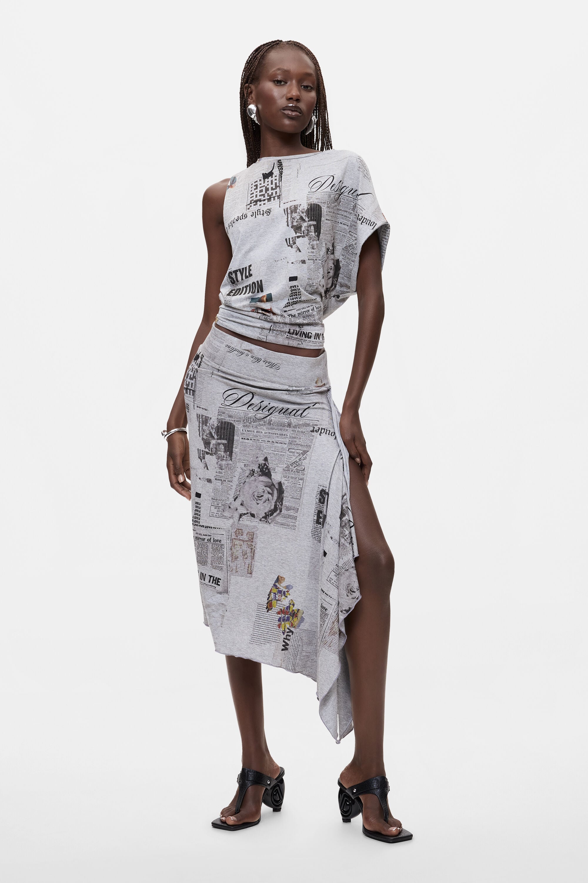 Desigual Asymmetrische bedrukte rok in grijs