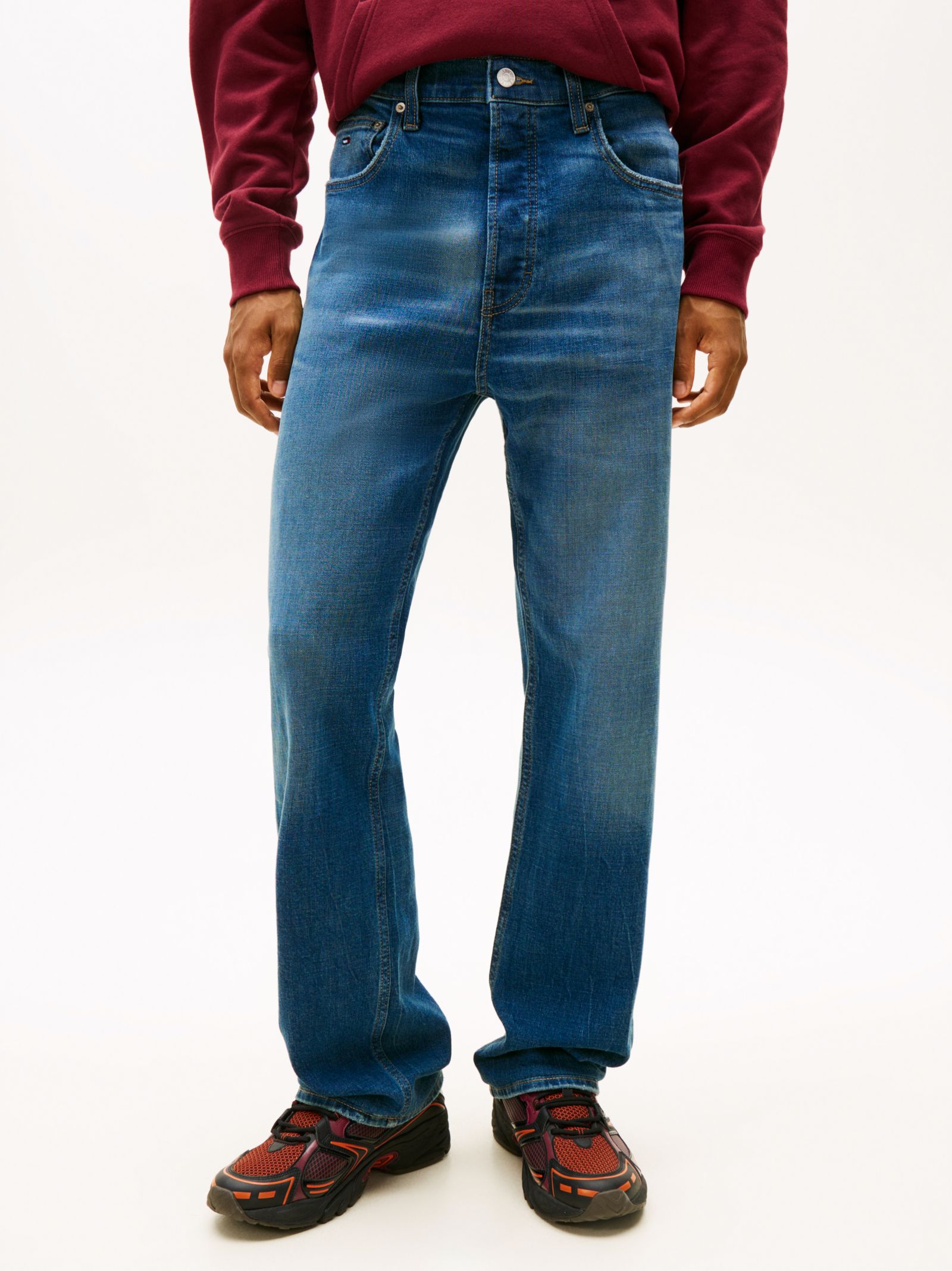 Tommy Jeans Otis overgeverfde regular straight leg jeans