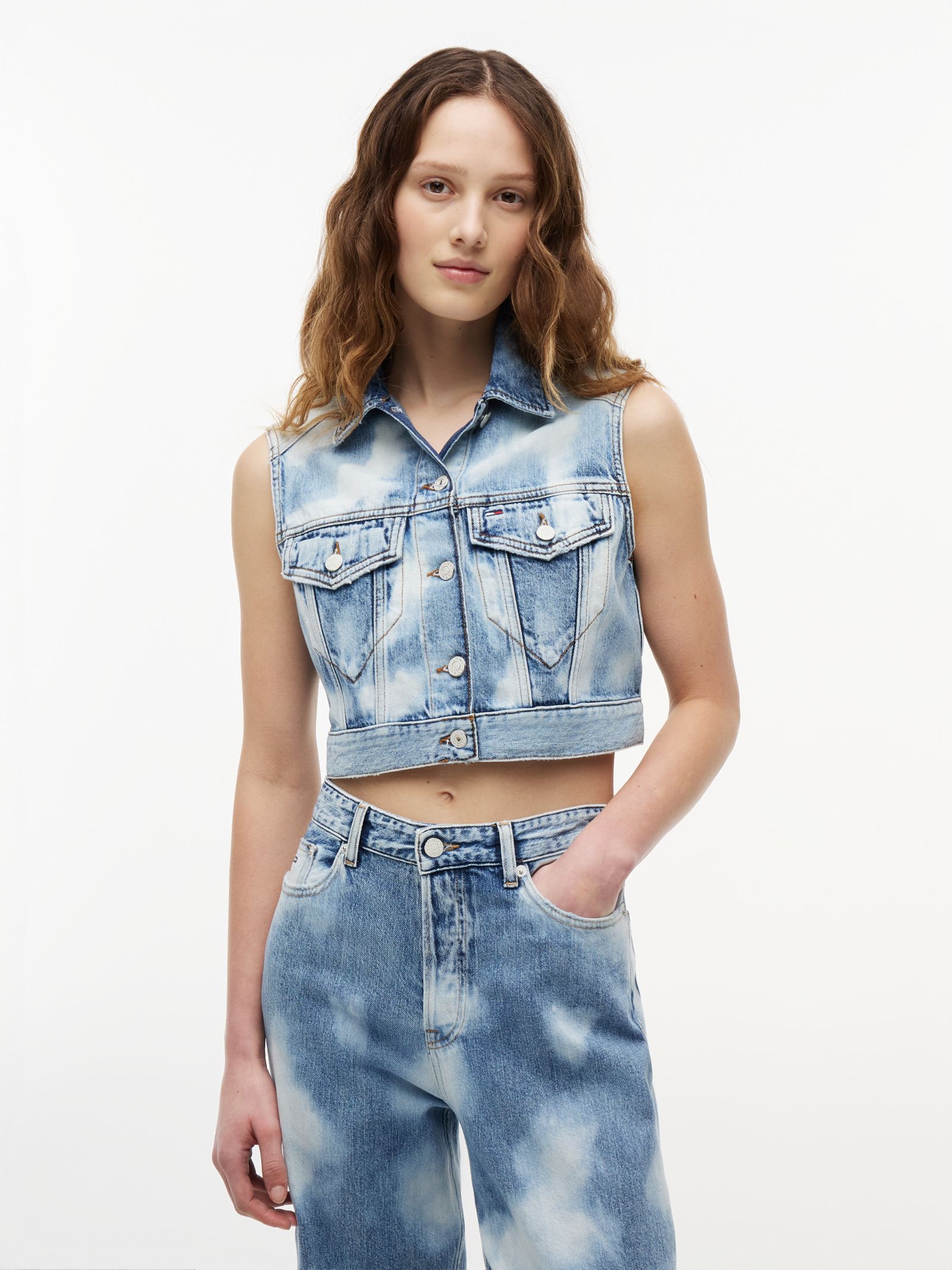 Tommy Jeans tie dye cropped denim mouwloos trucker jack
