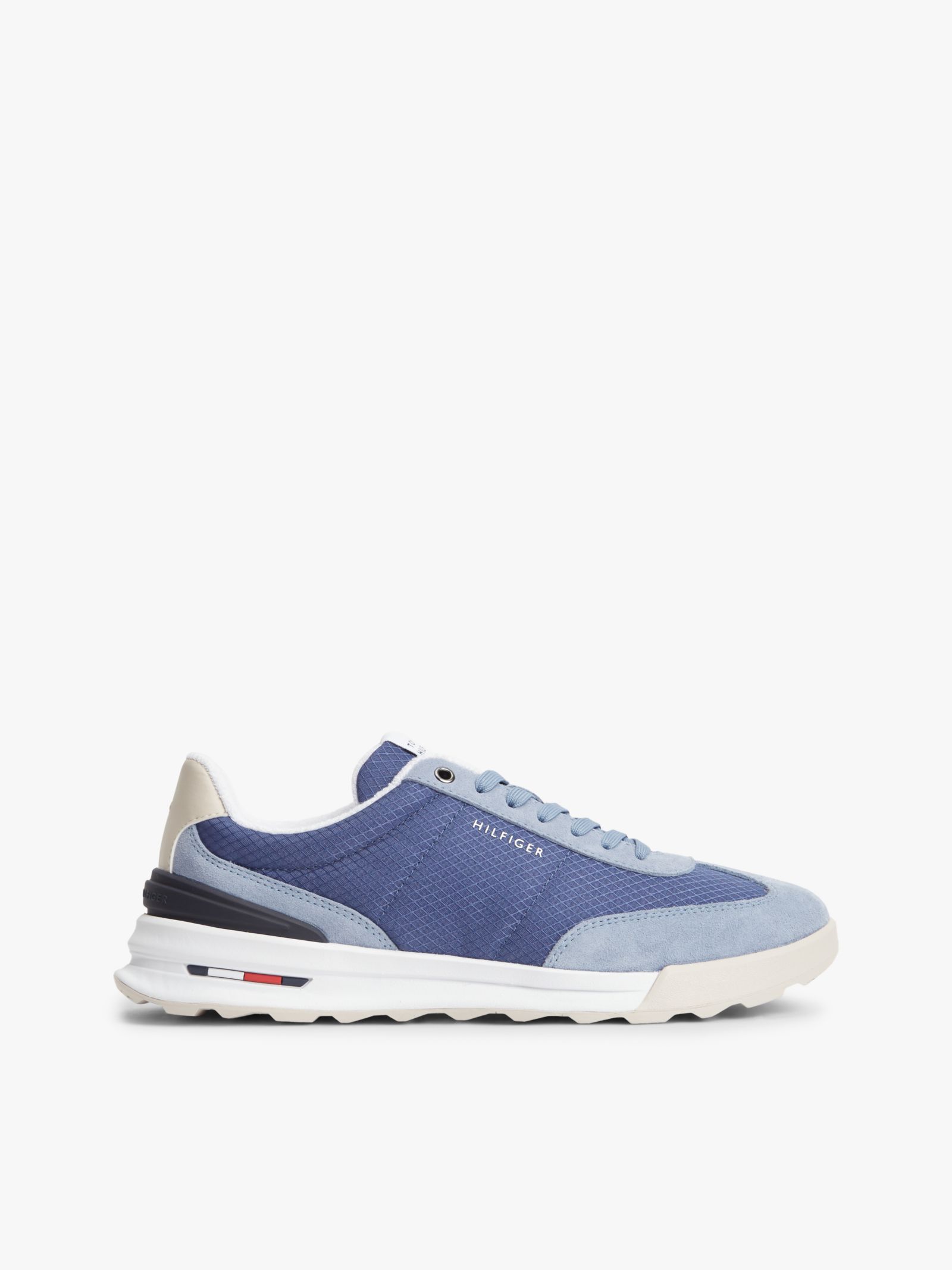 Tommy Hilfiger Retro Sneaker met gemengde texturen en chunky profielzool in blauw