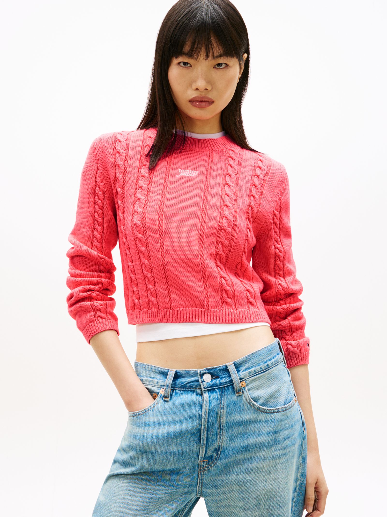 Tommy Jeans Slim Fit Kabeltrui met geborduurd logo in roze